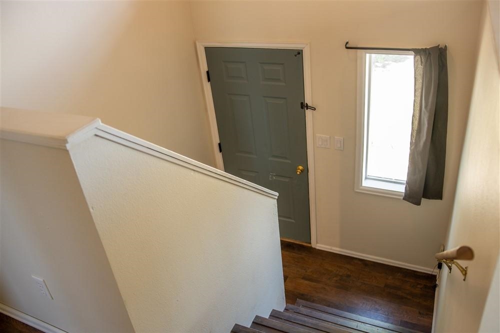 500 W Rider Road Property Photo 13