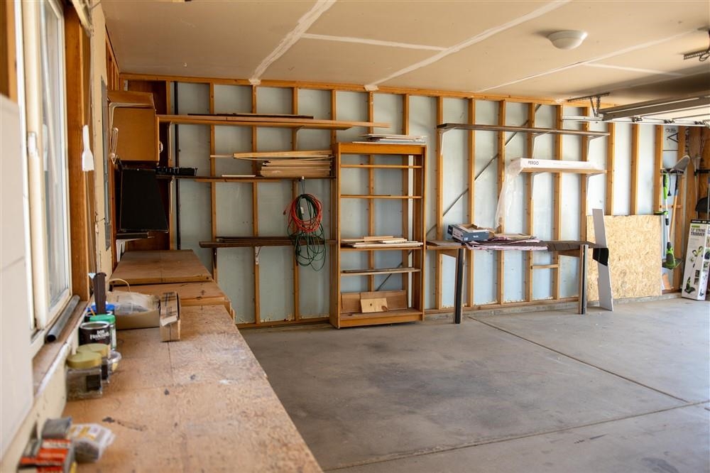 500 W Rider Road Property Photo 38