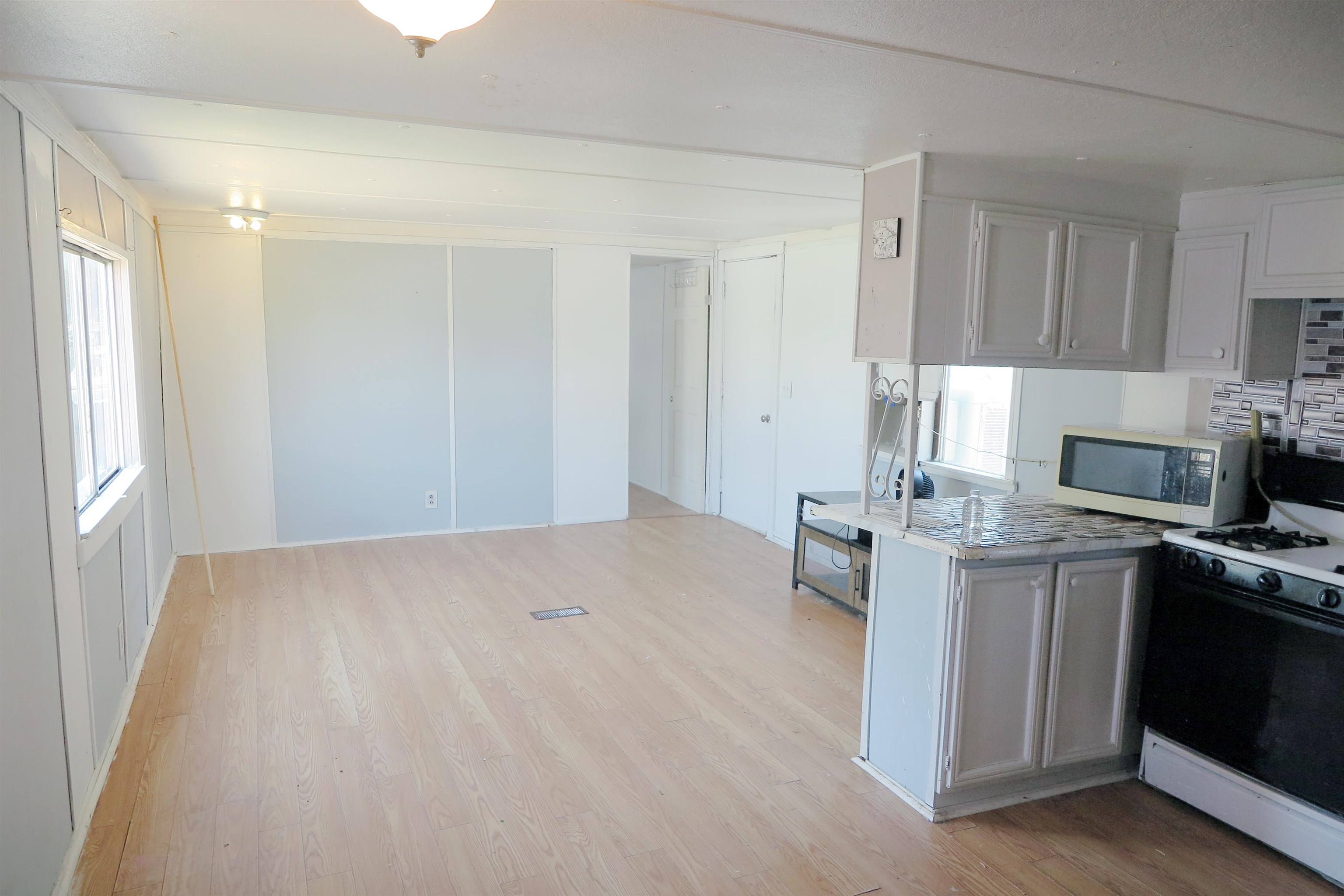 1802 Highway 6&50 Property Photo 7