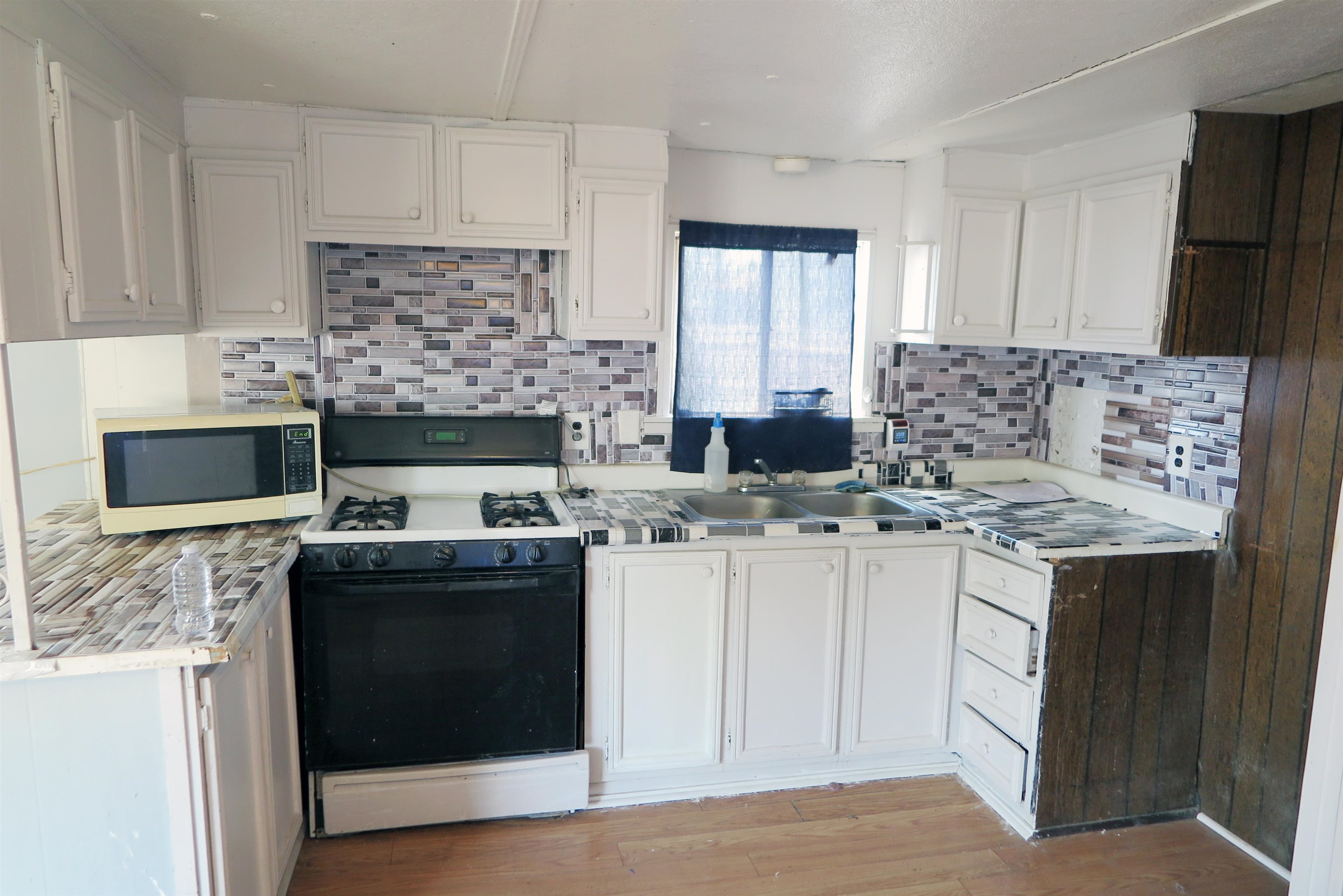 1802 Highway 6&50 Property Photo 10