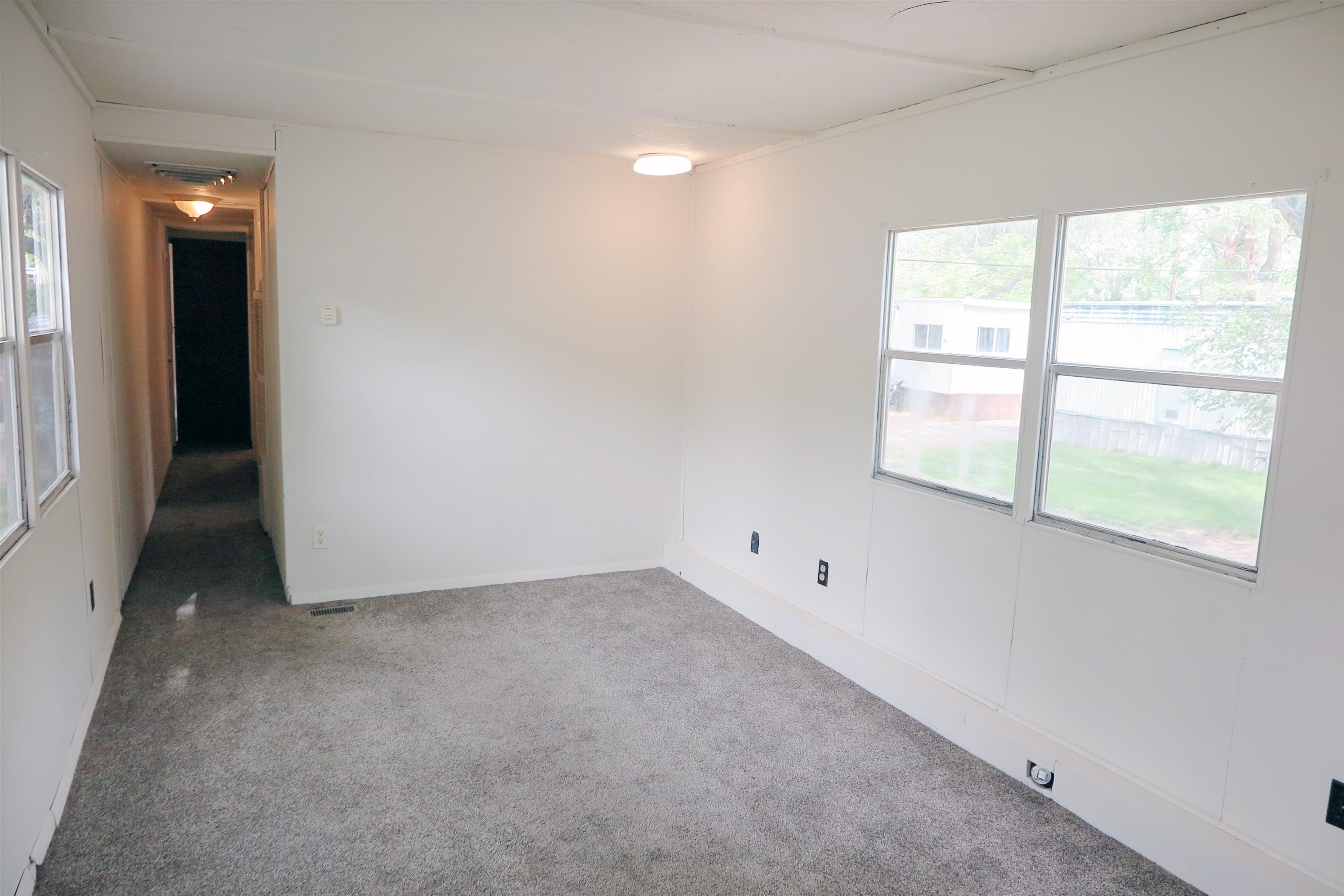 2713 B 1/2 Road Property Photo 8