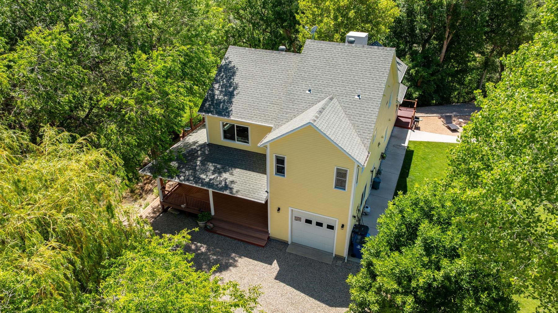 311 34 Road Property Photo 1