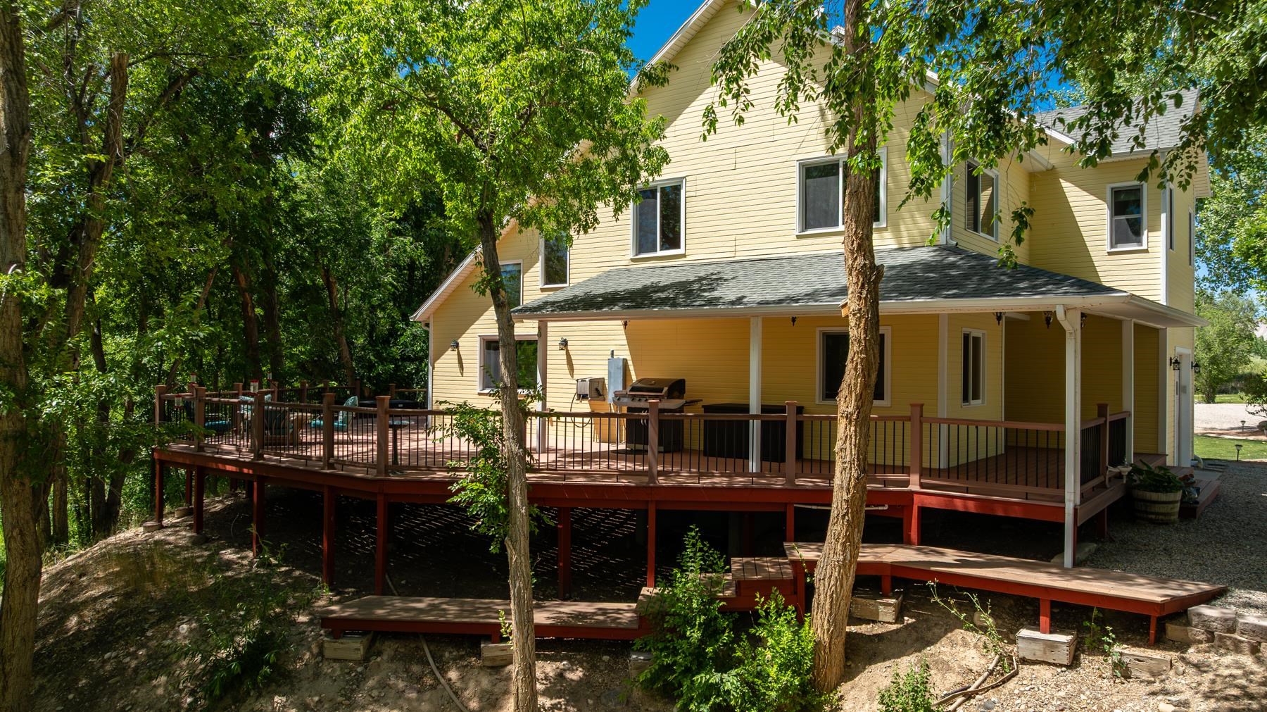 311 34 Road Property Photo 4