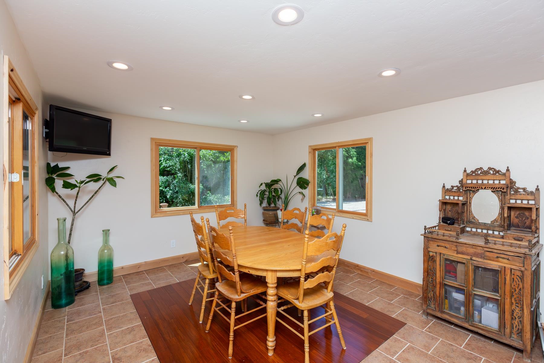 311 34 Road Property Photo 14