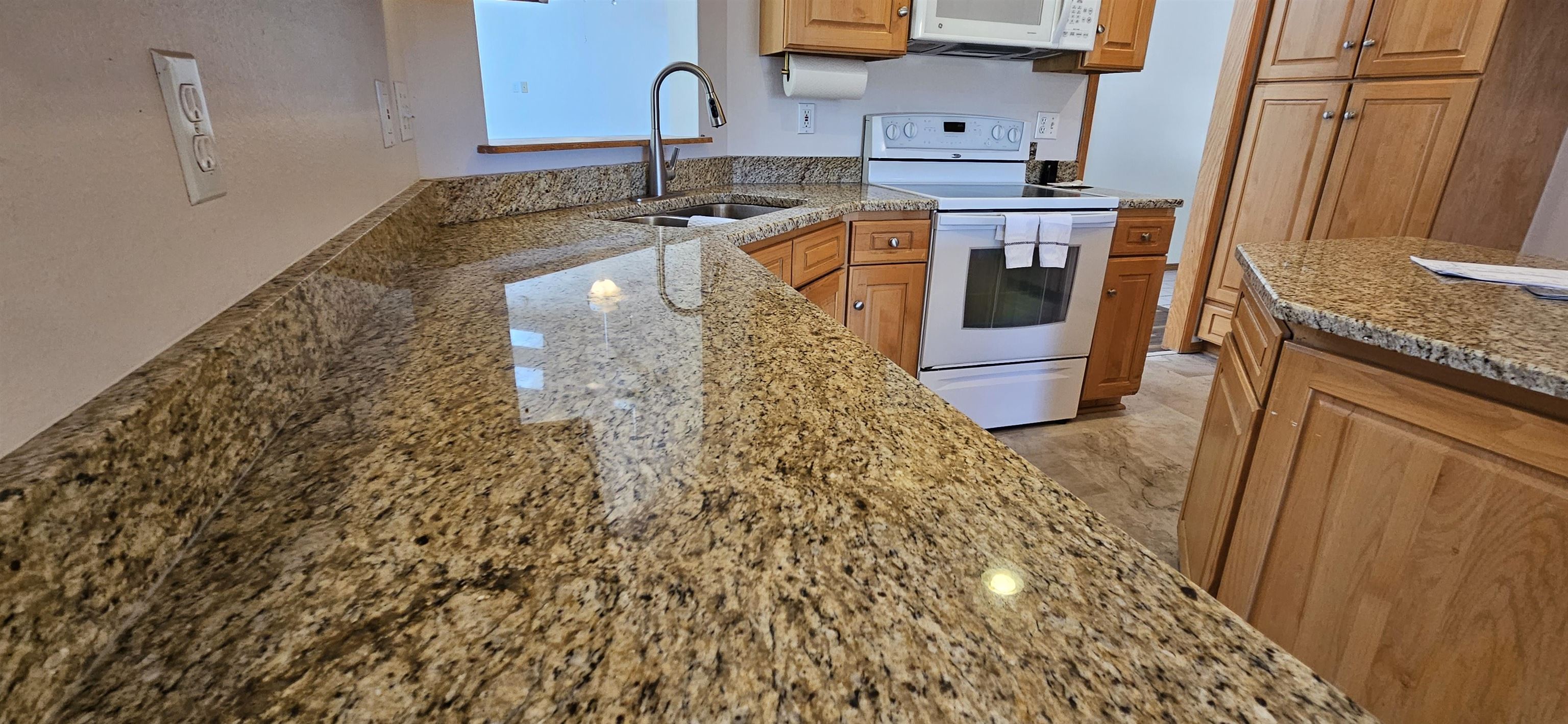 632 S Surrey Court Property Photo 25