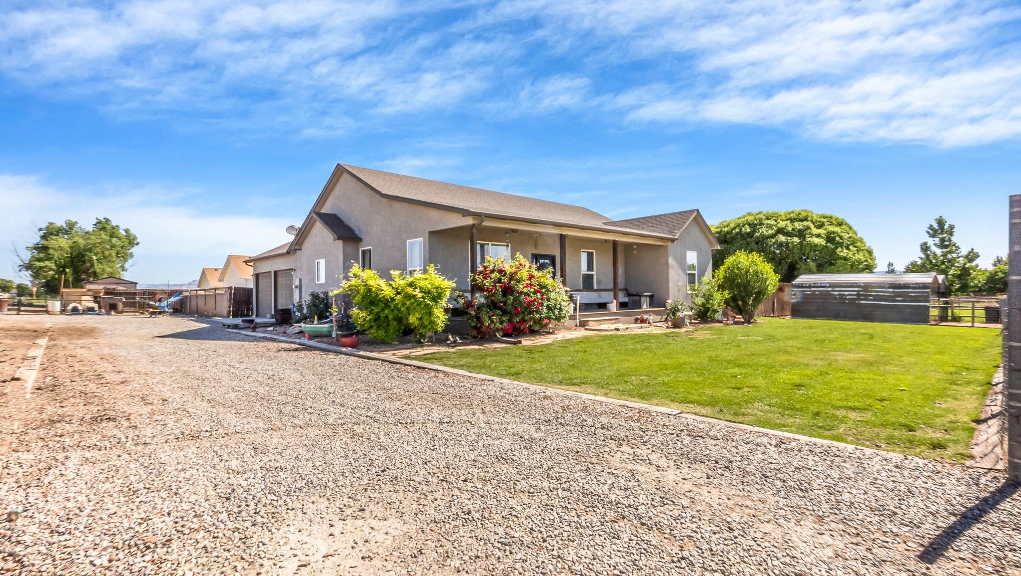 1348 13 Road Property Photo 3