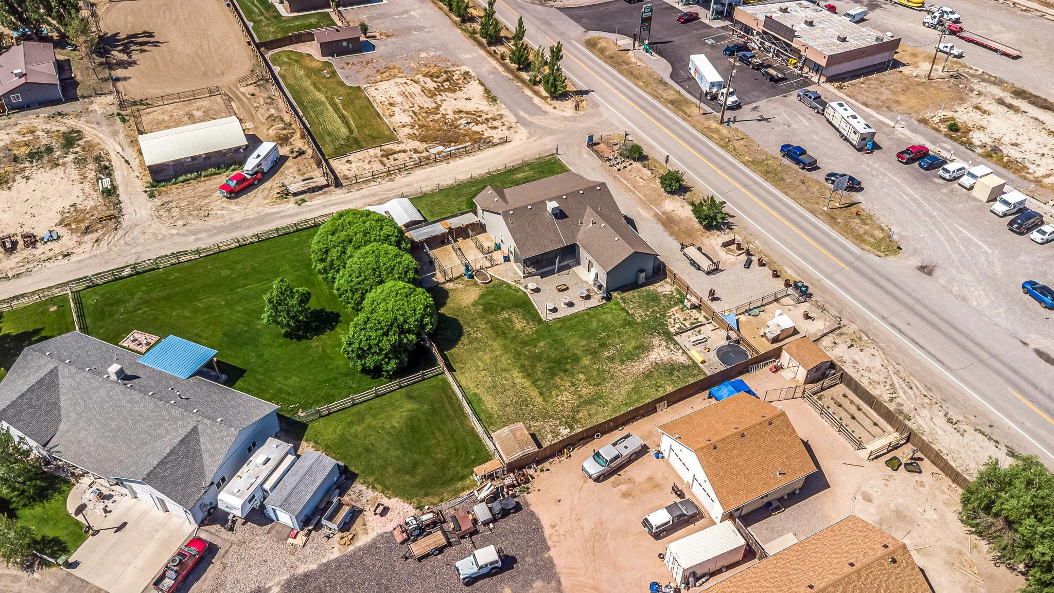 1348 13 Road Property Photo 38