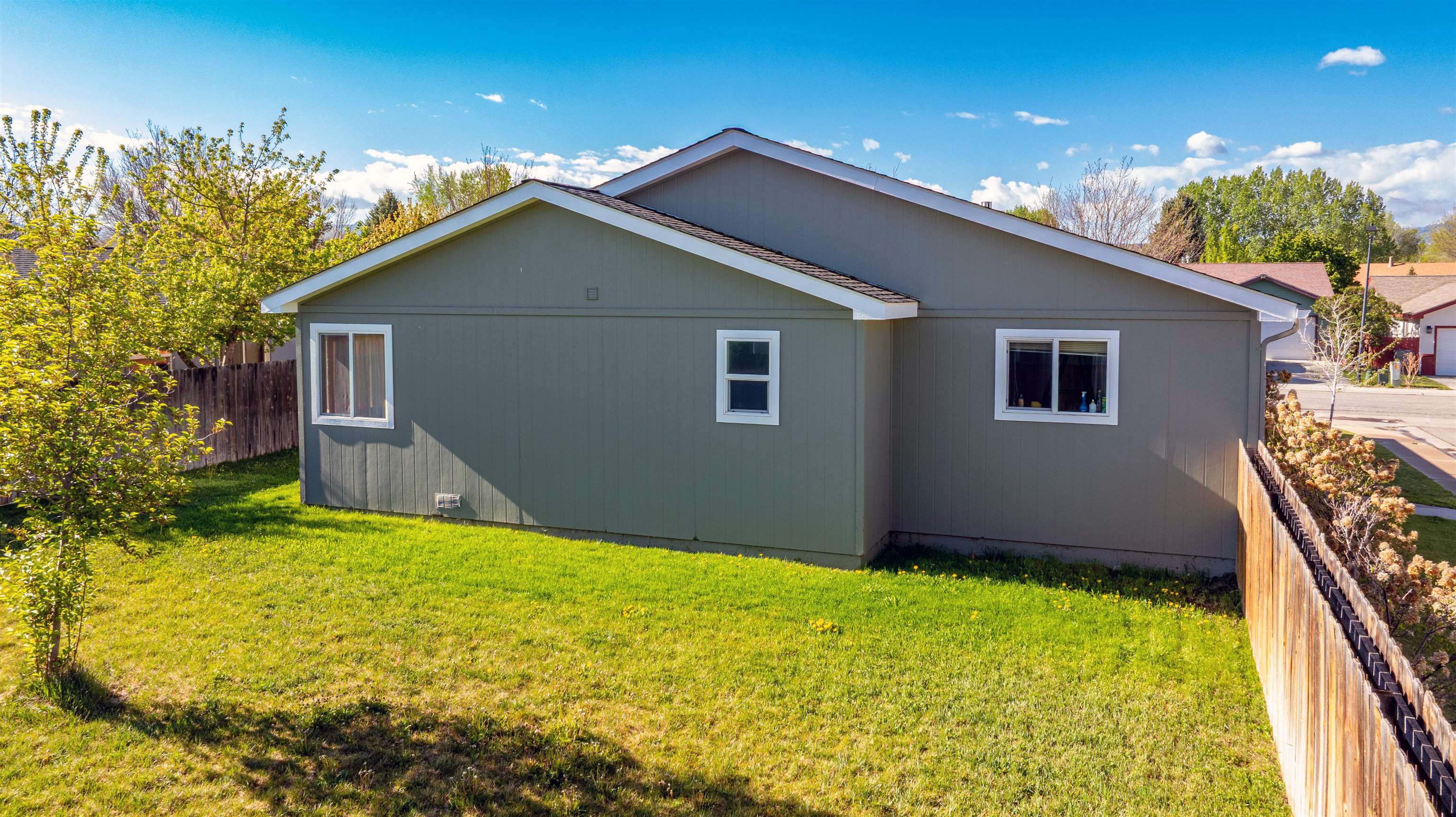 624 Bristlecone Way Property Photo 4