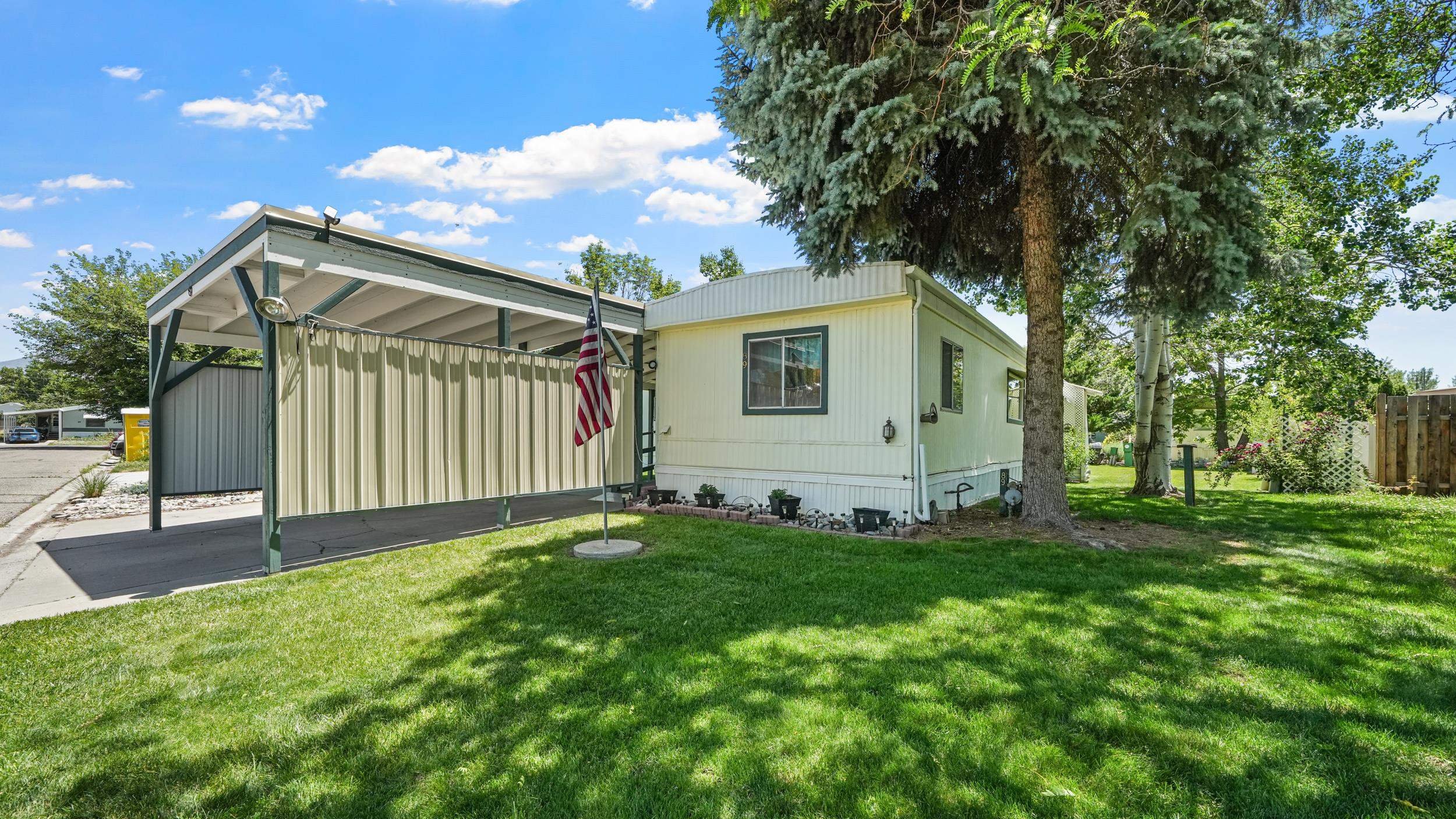 3251 E Road Property Photo 1