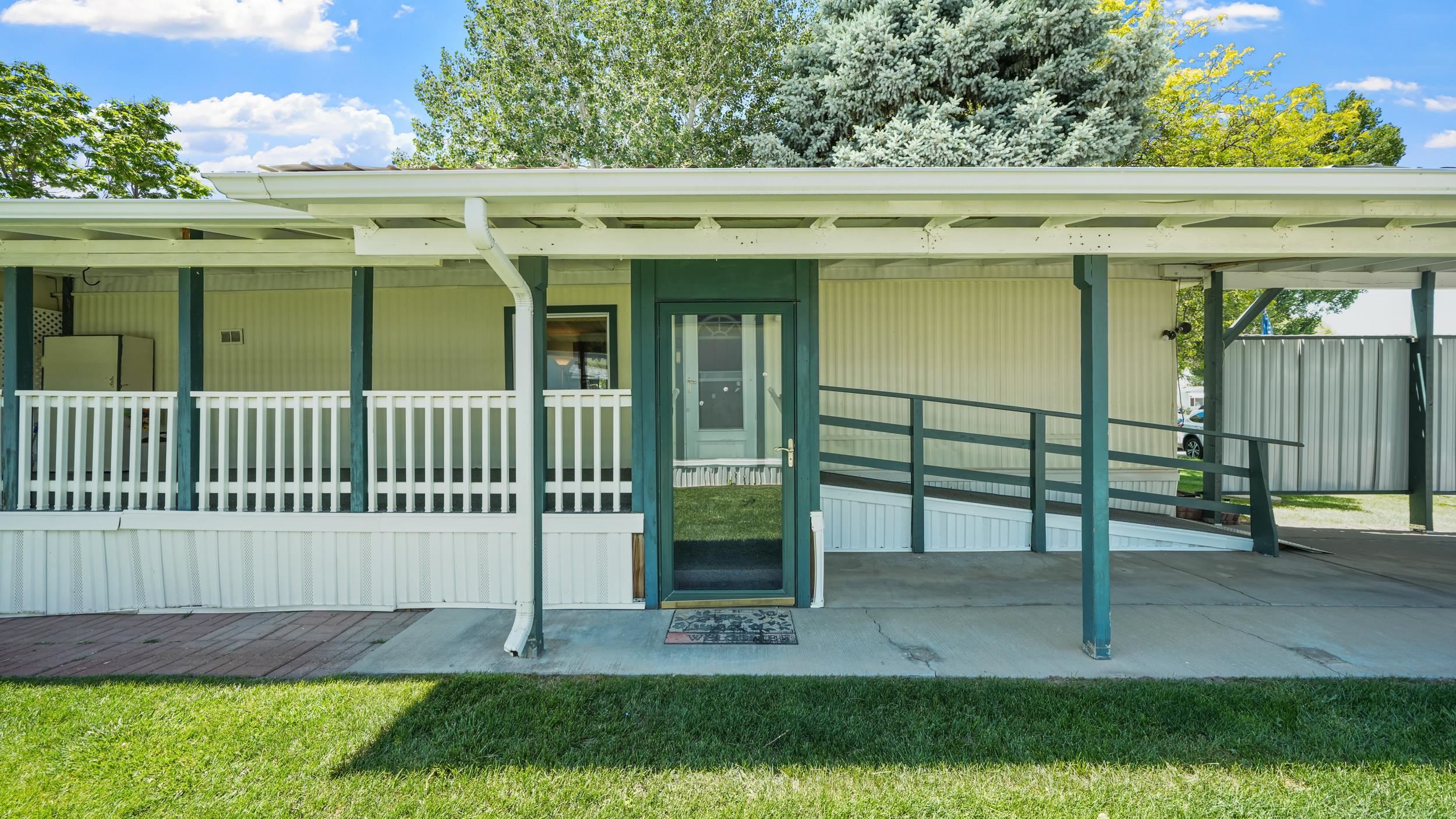 3251 E Road Property Photo 5
