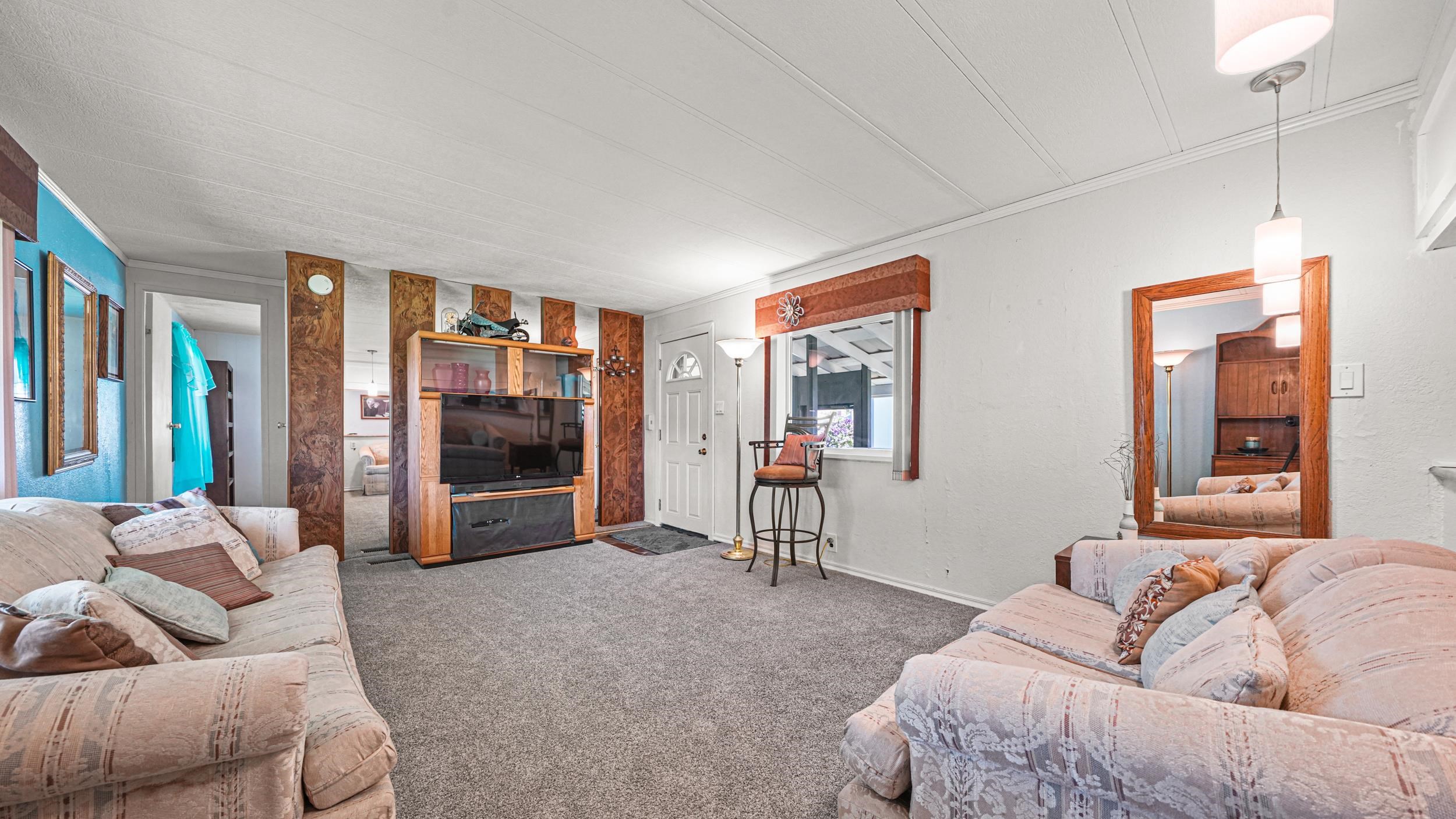3251 E Road Property Photo 10