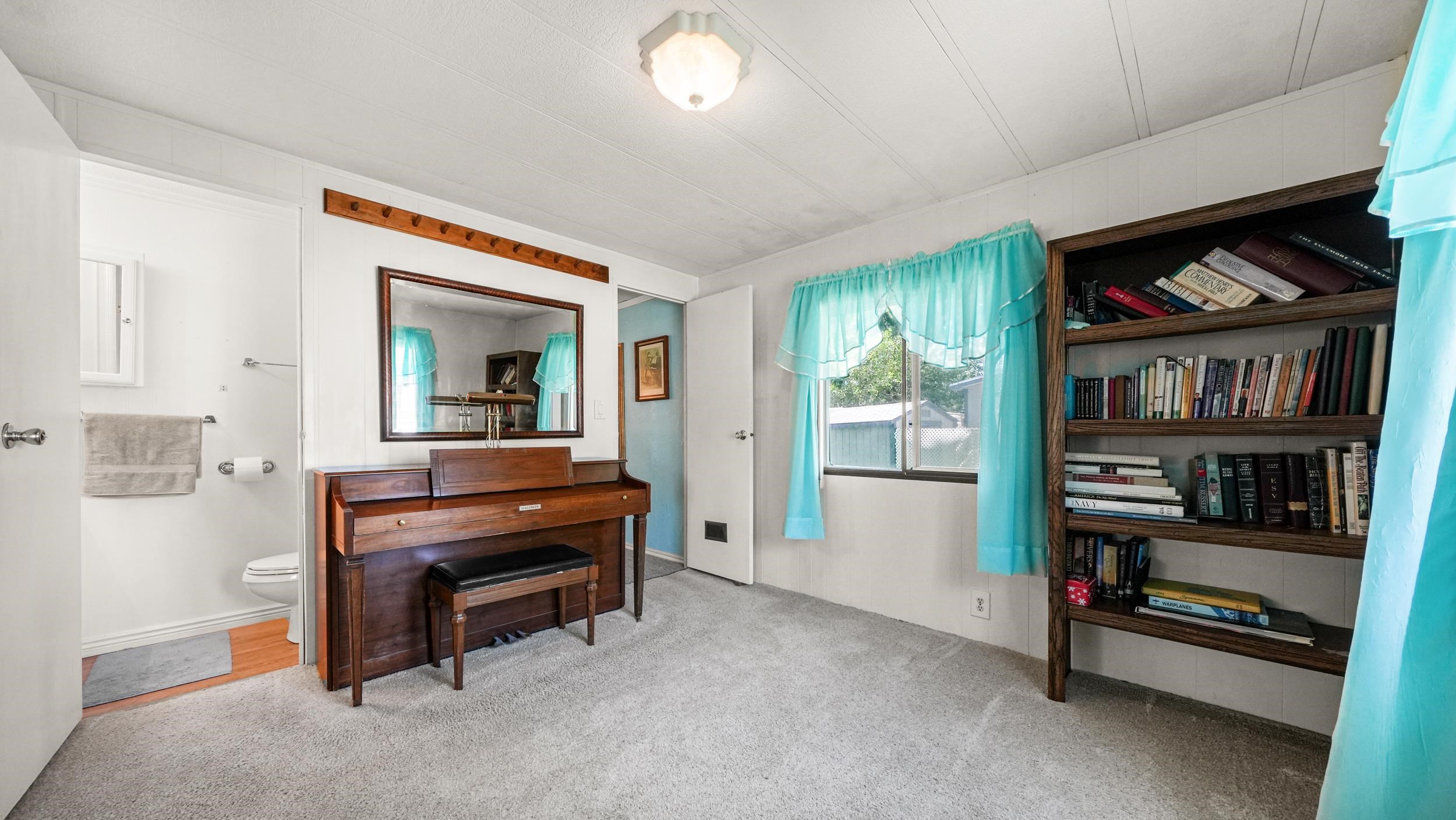 3251 E Road Property Photo 15