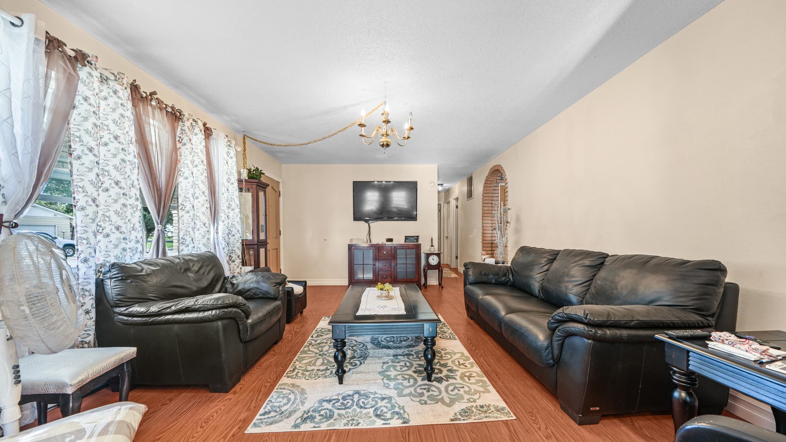 2809 Mesa Avenue Property Photo 7