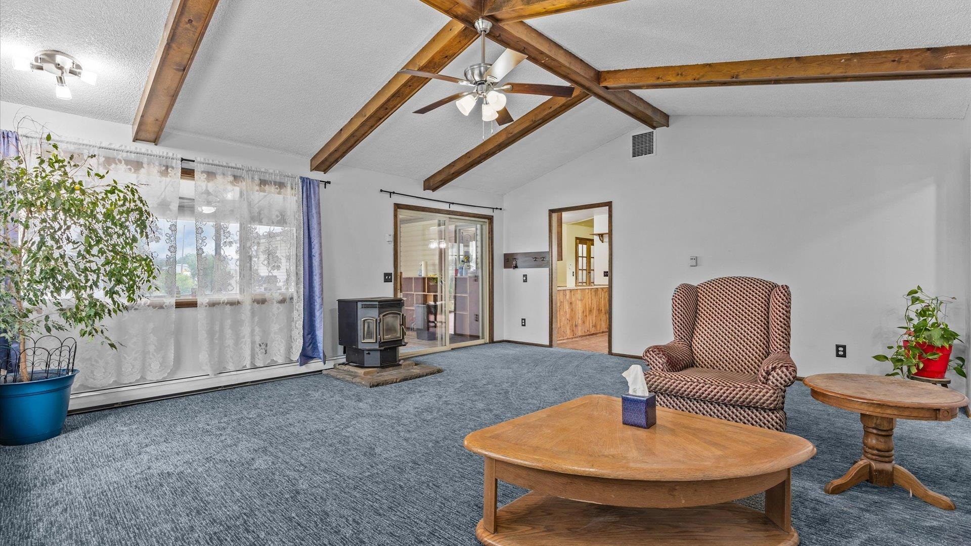 891 20 1/2 Road Property Photo 15