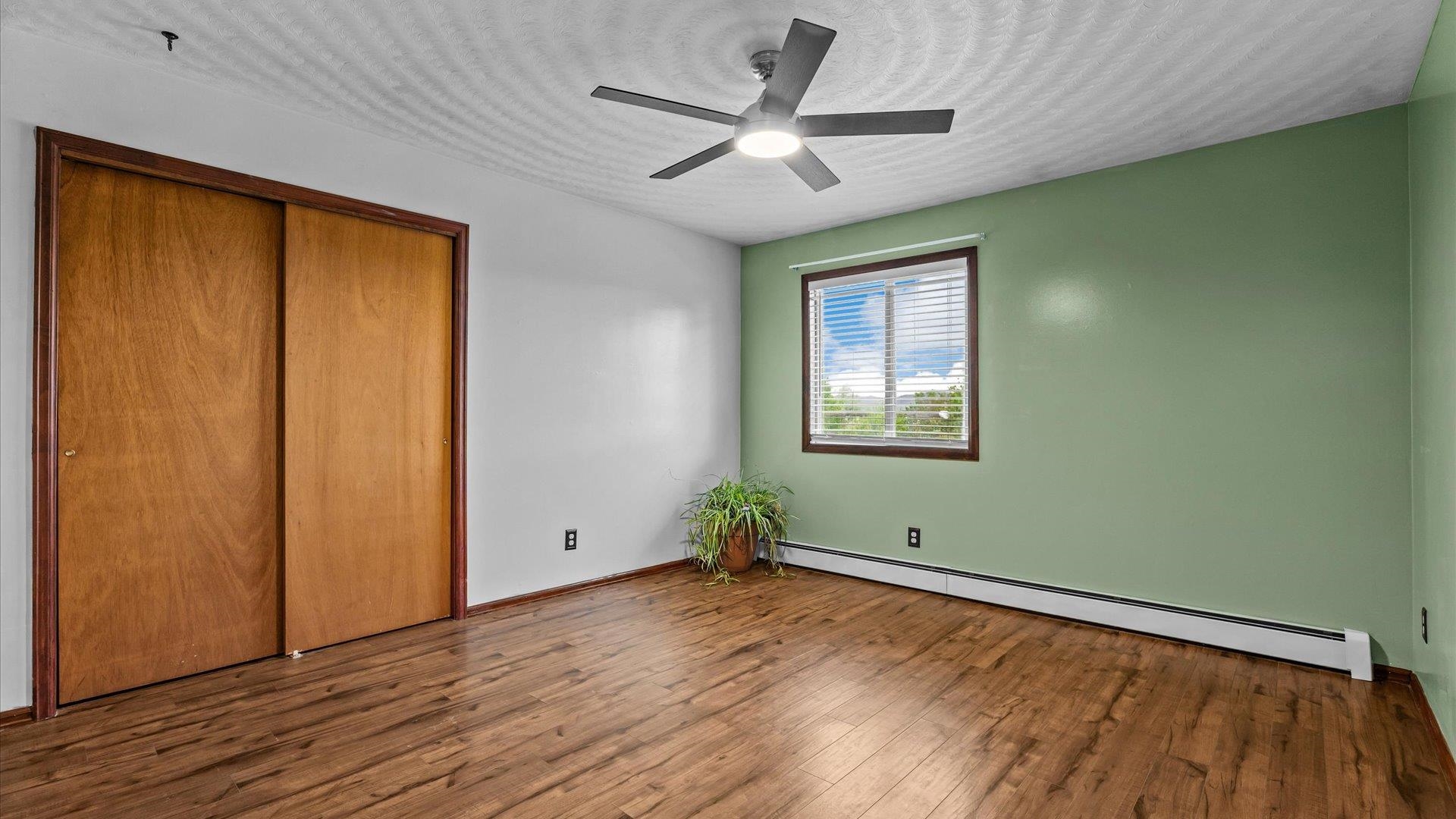 891 20 1/2 Road Property Photo 25
