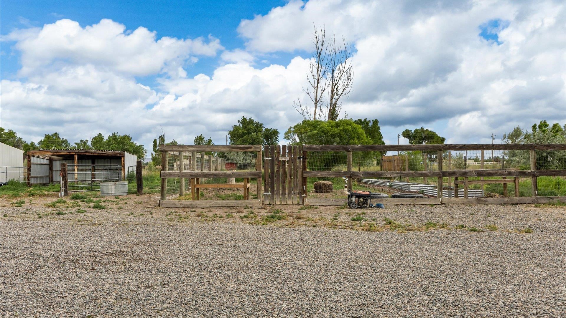 891 20 1/2 Road Property Photo 31