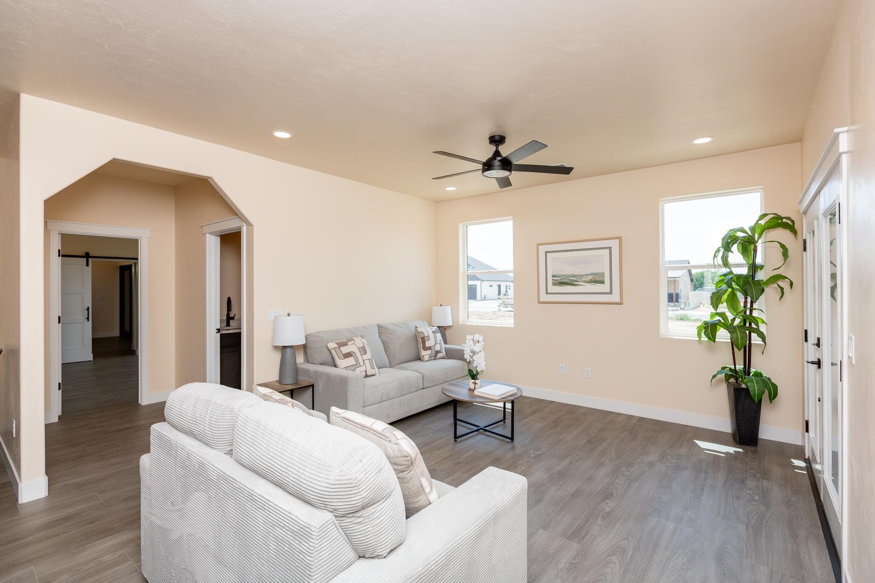 369 Toms Canyon Drive Property Photo 4