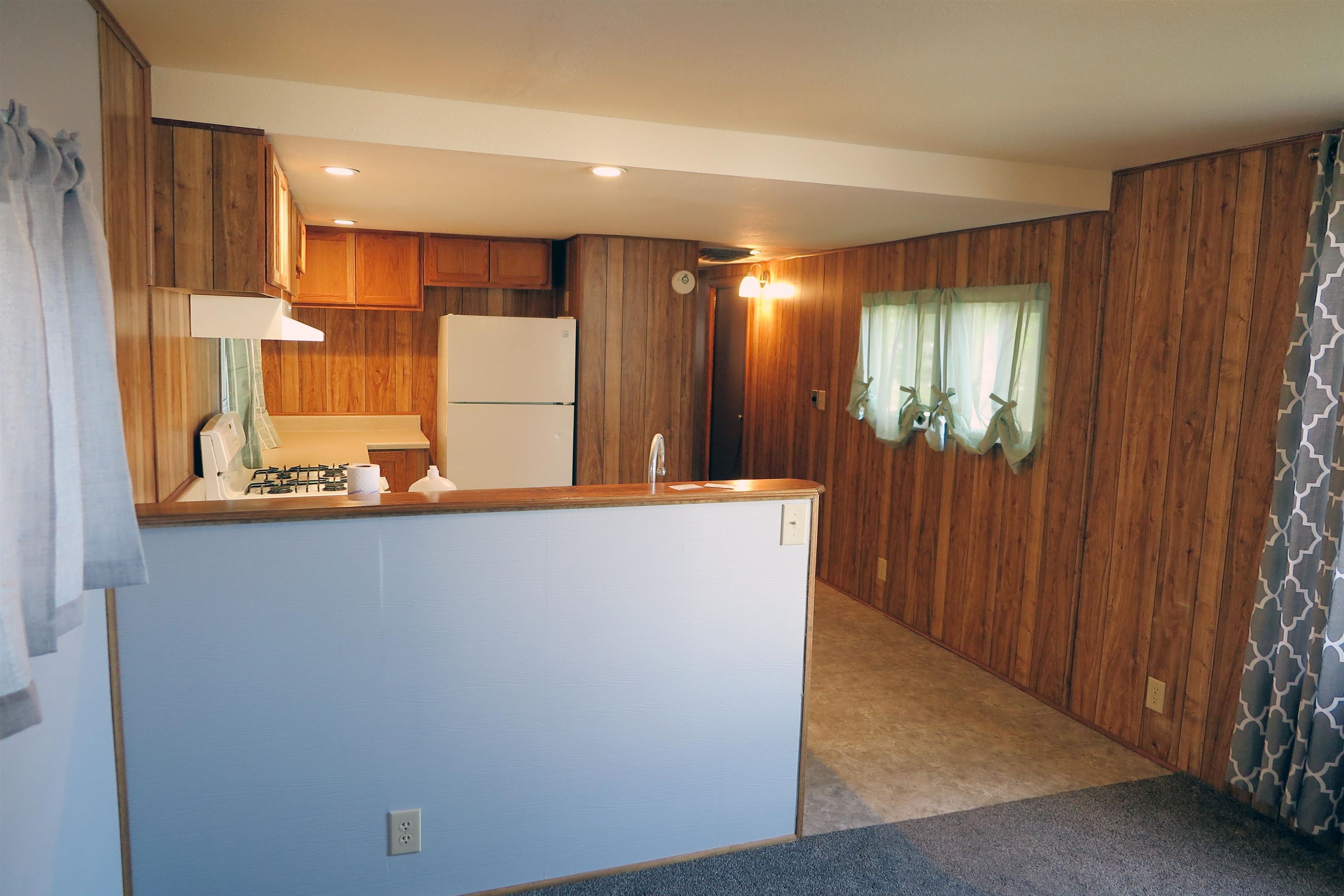 2713 B 1/2 Road Property Photo 5