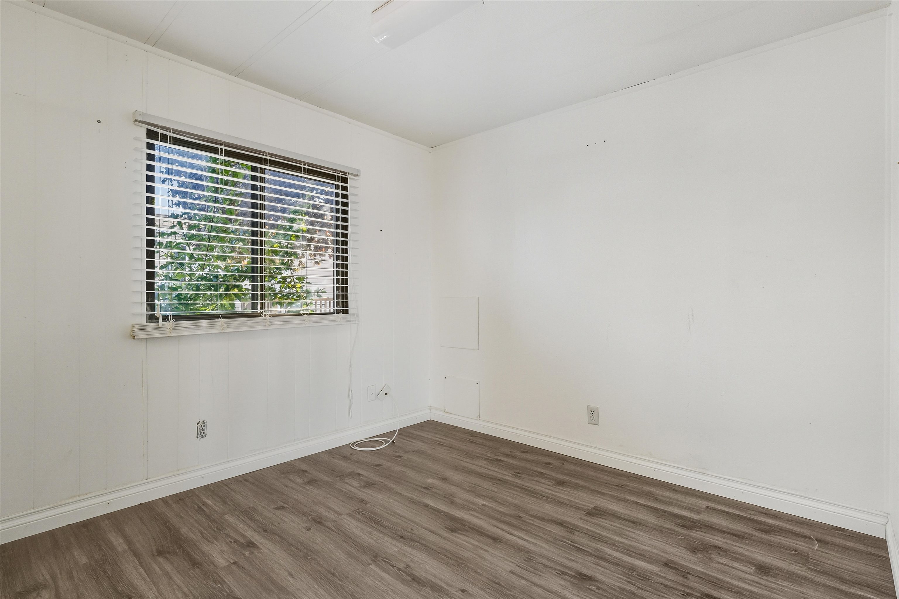 3251 E Road Property Photo 20