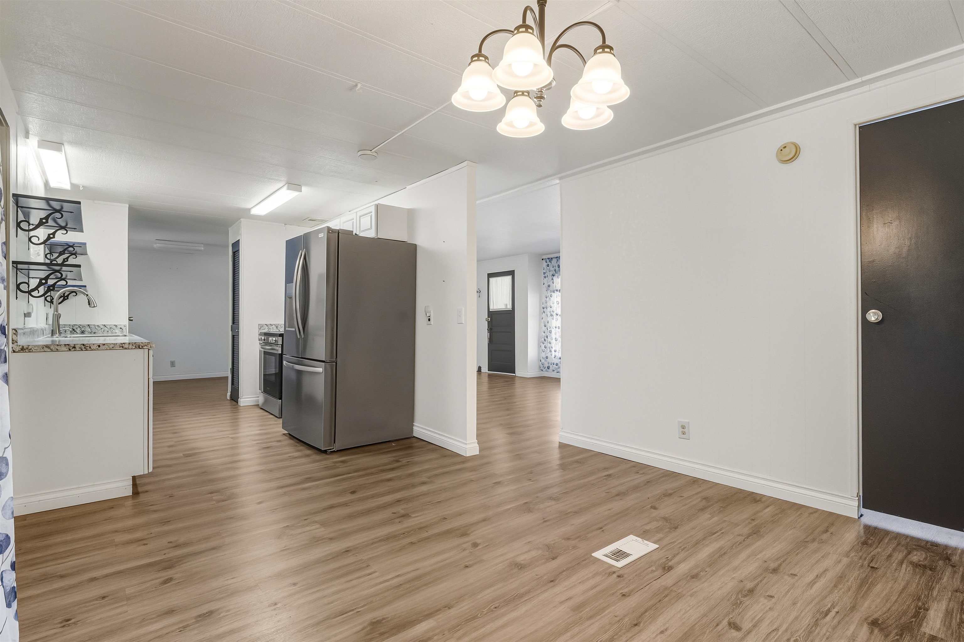 3251 E Road Property Photo 26