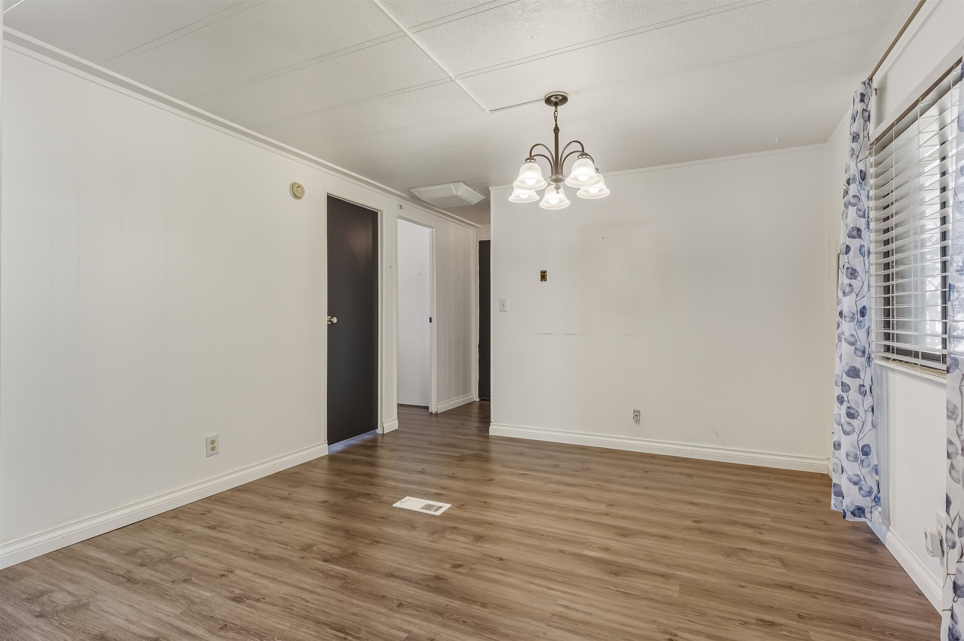 3251 E Road Property Photo 29