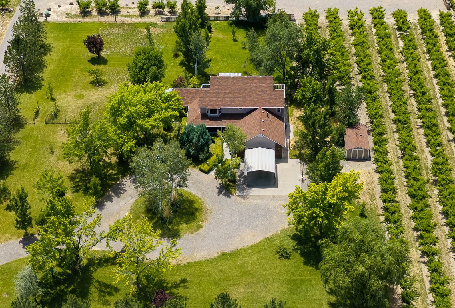 3609 G Road Property Photo 1