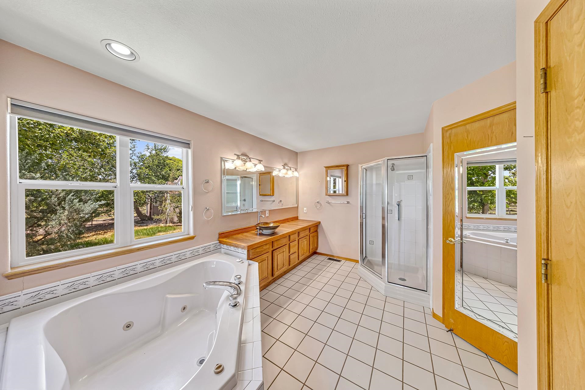 3609 G Road Property Photo 21