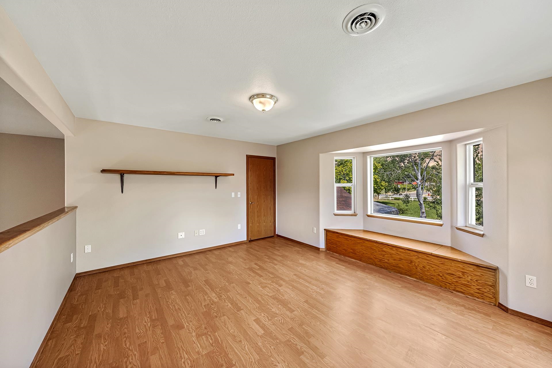 3609 G Road Property Photo 28