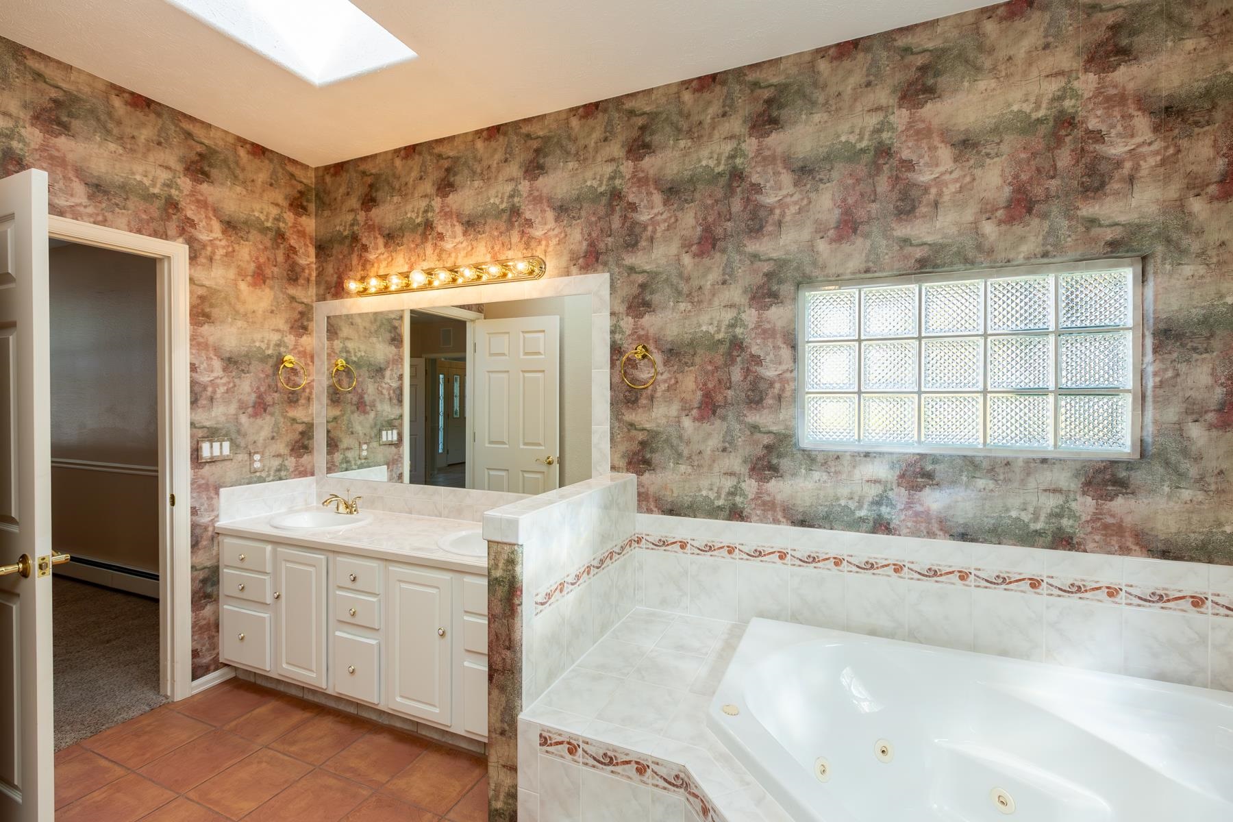 680 Moonridge Court Property Photo 26