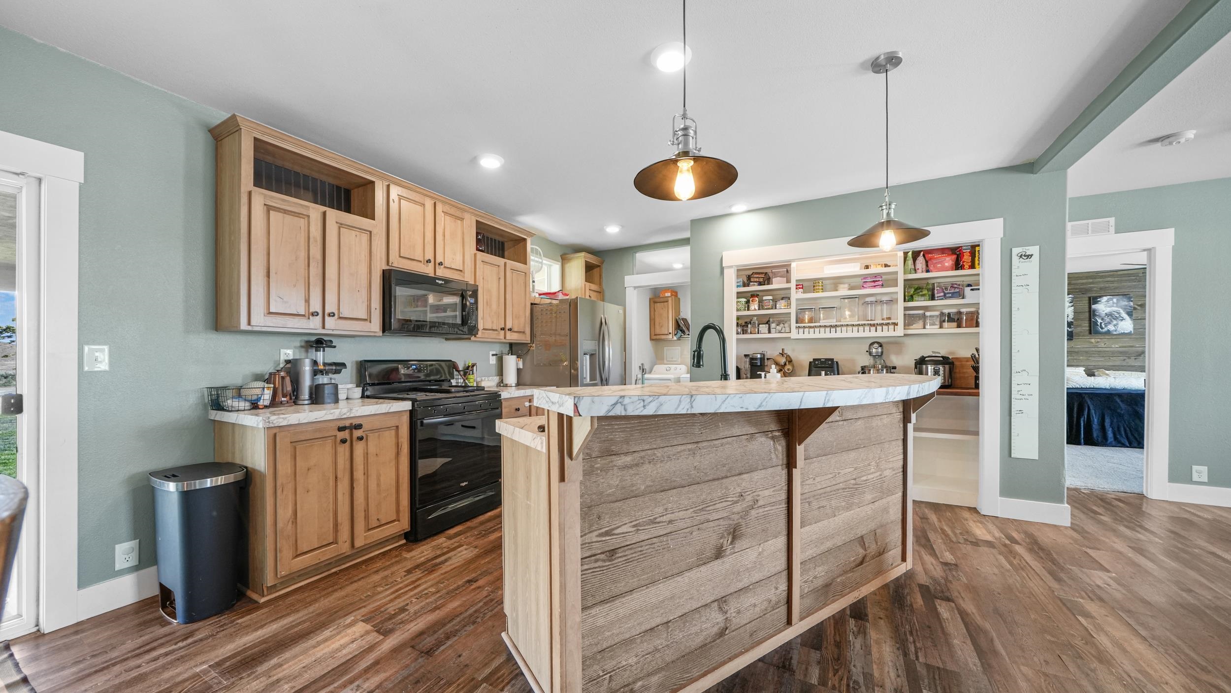 1750 Oasis Drive Property Photo 12