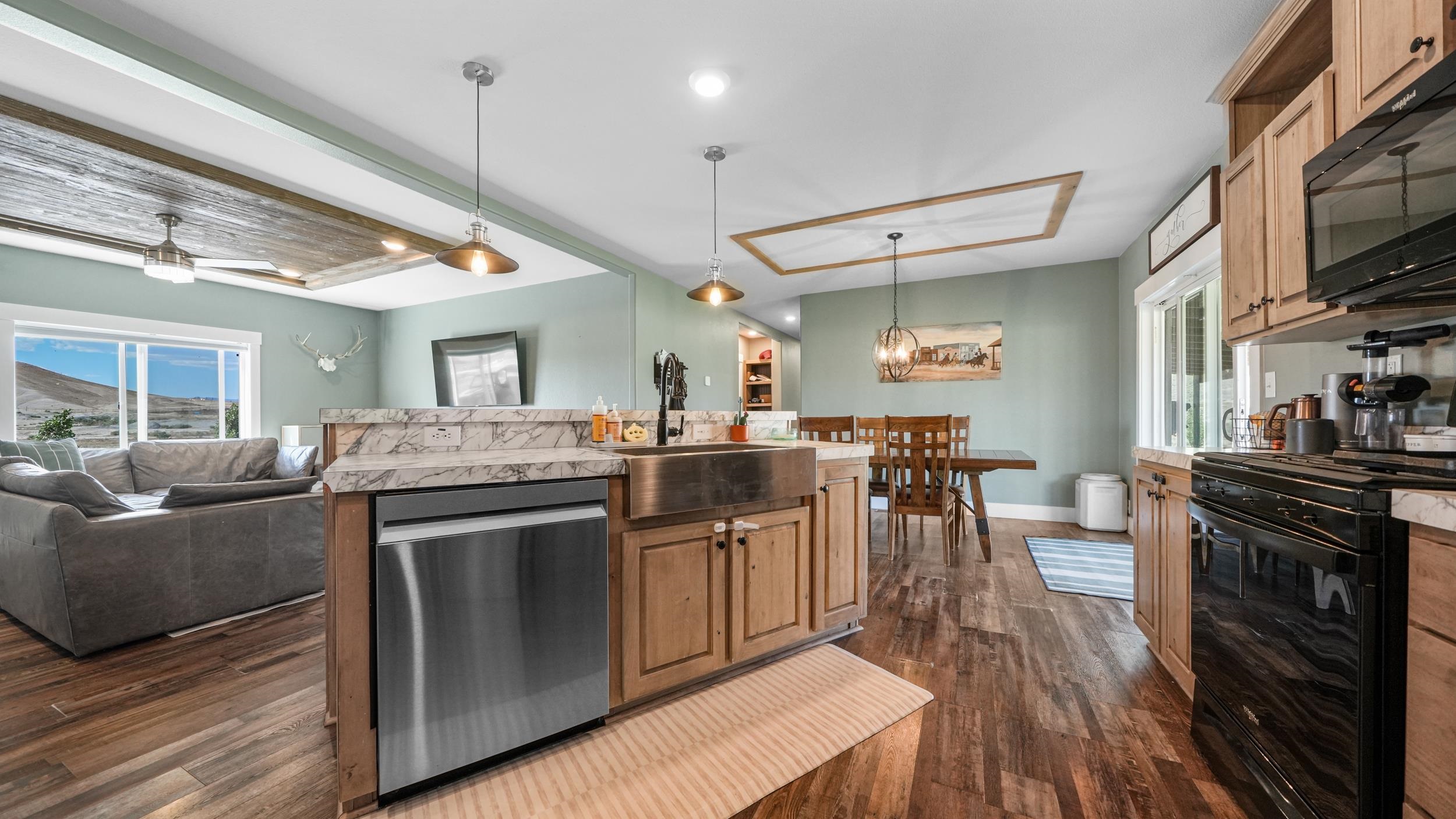 1750 Oasis Drive Property Photo 14