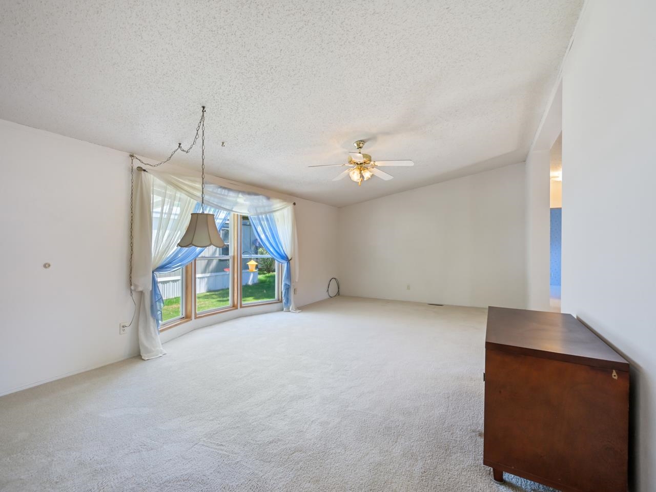 435 32 Road Property Photo 5