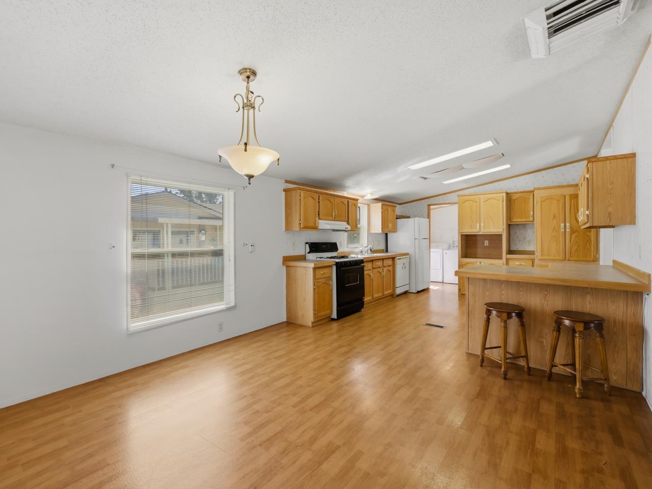 435 32 Road Property Photo 8