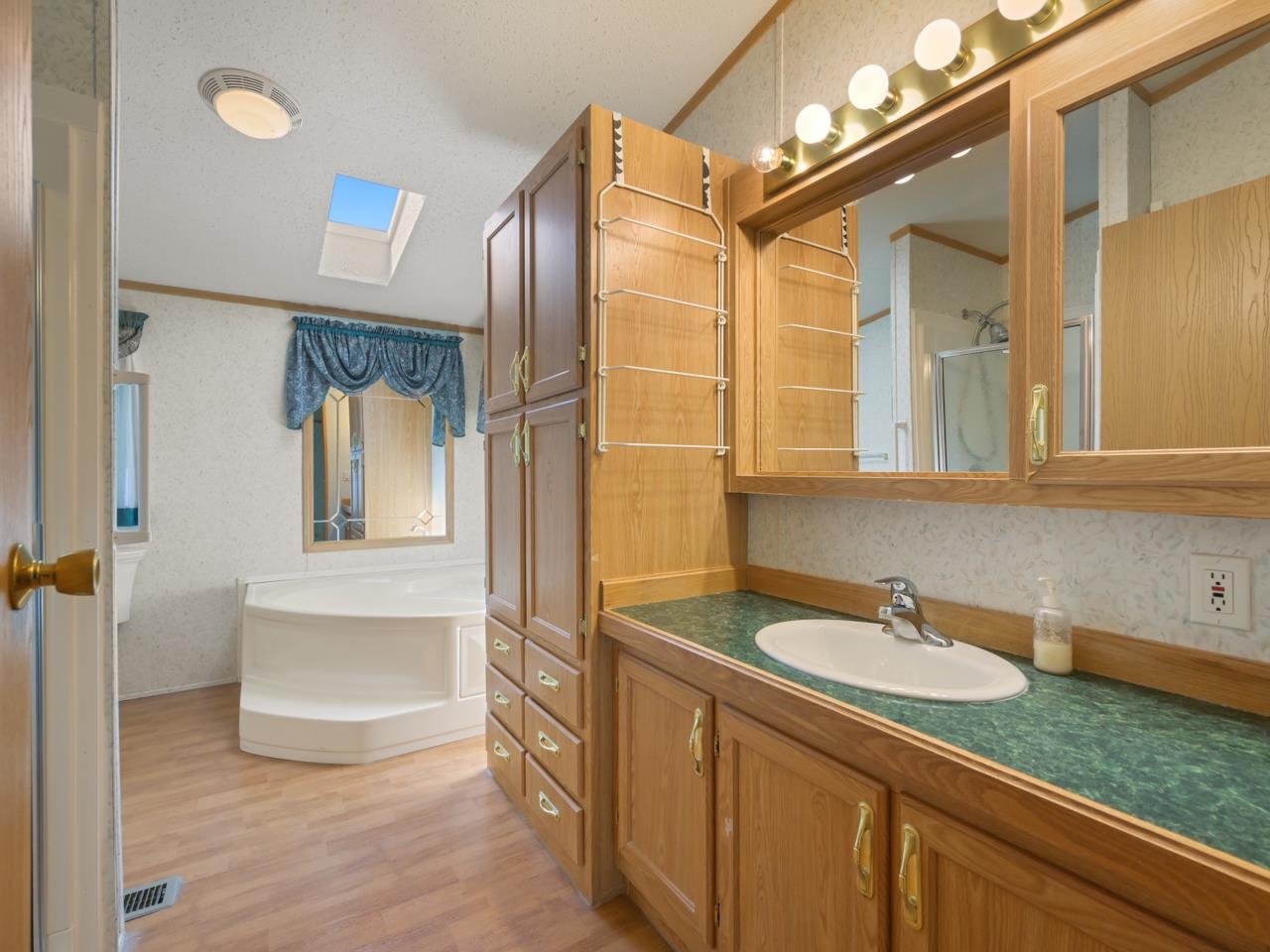 435 32 Road Property Photo 12