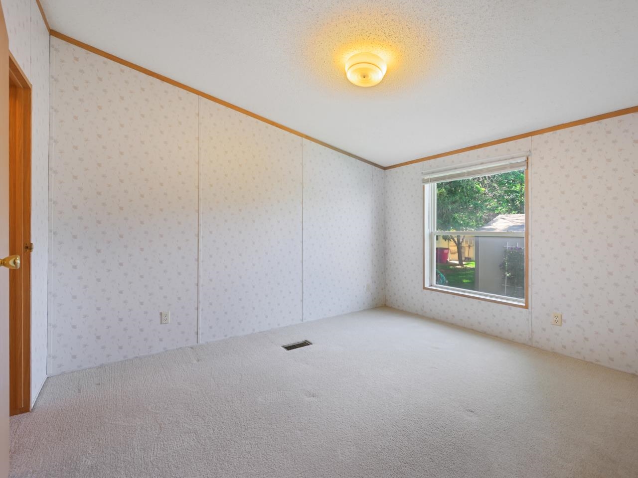 435 32 Road Property Photo 16