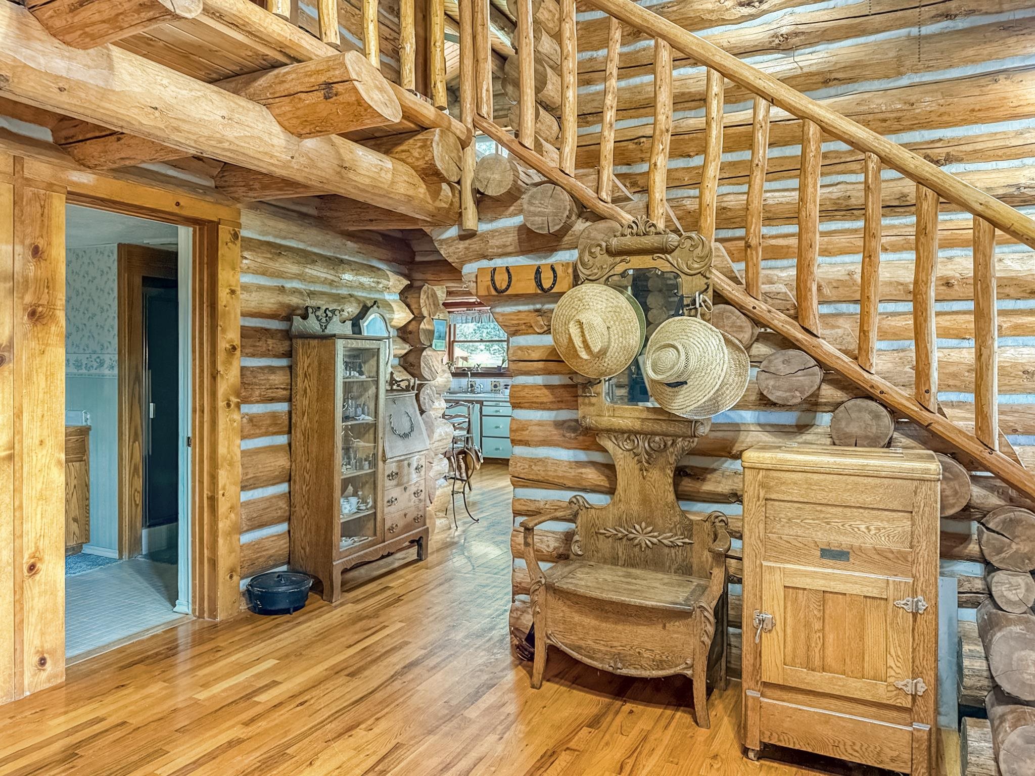 9709 3605 Road Property Photo 17