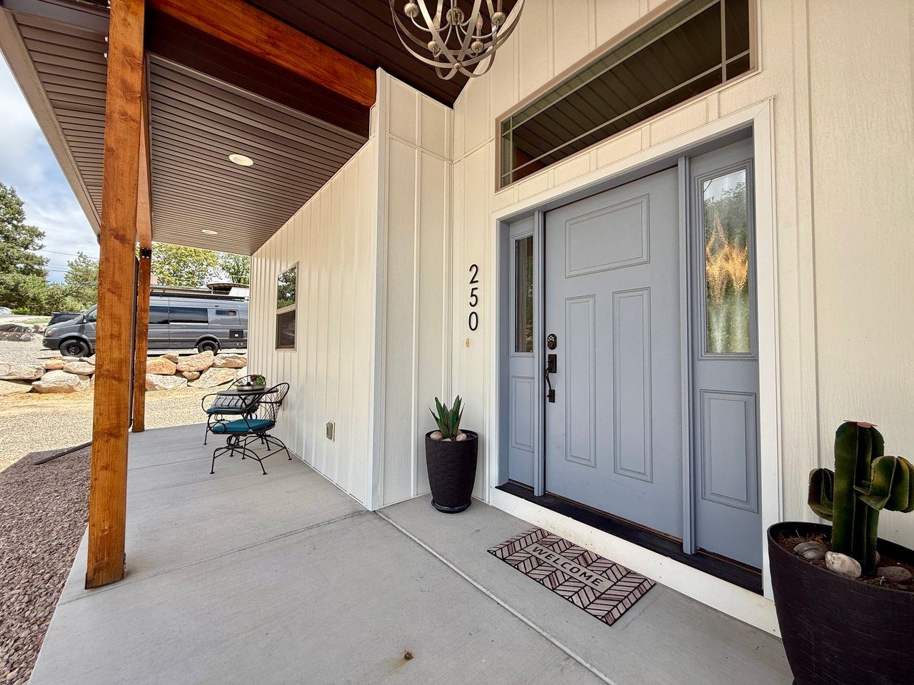250 Lorey Drive Property Photo 4