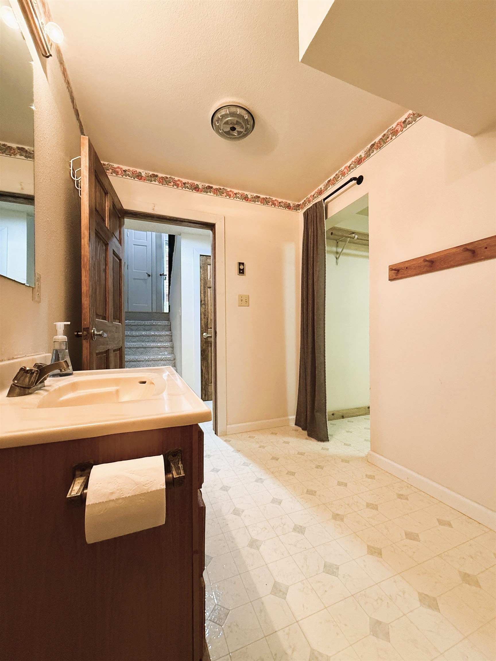 137 Pinyon Circle Property Photo 35