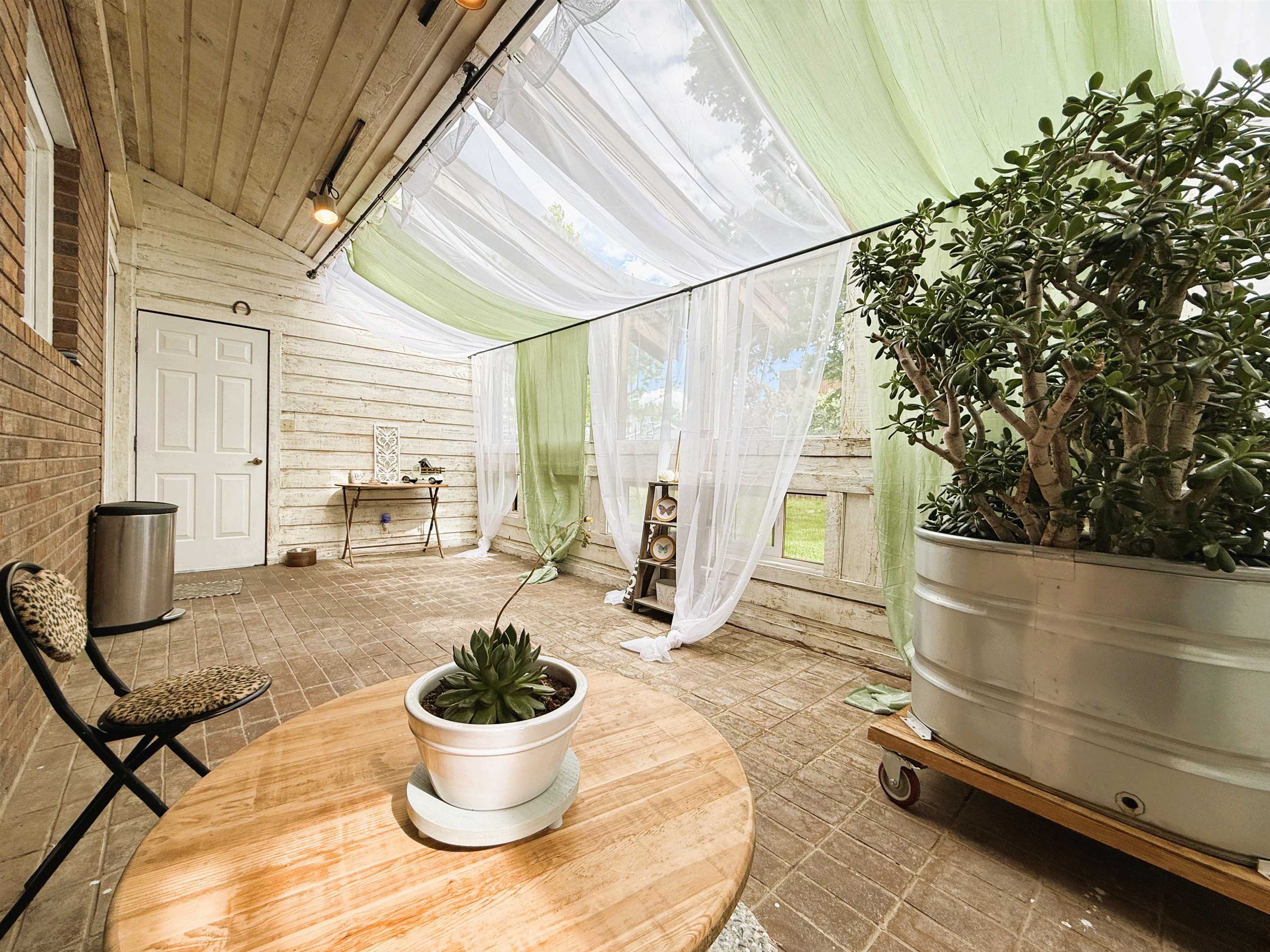 137 Pinyon Circle Property Photo 38