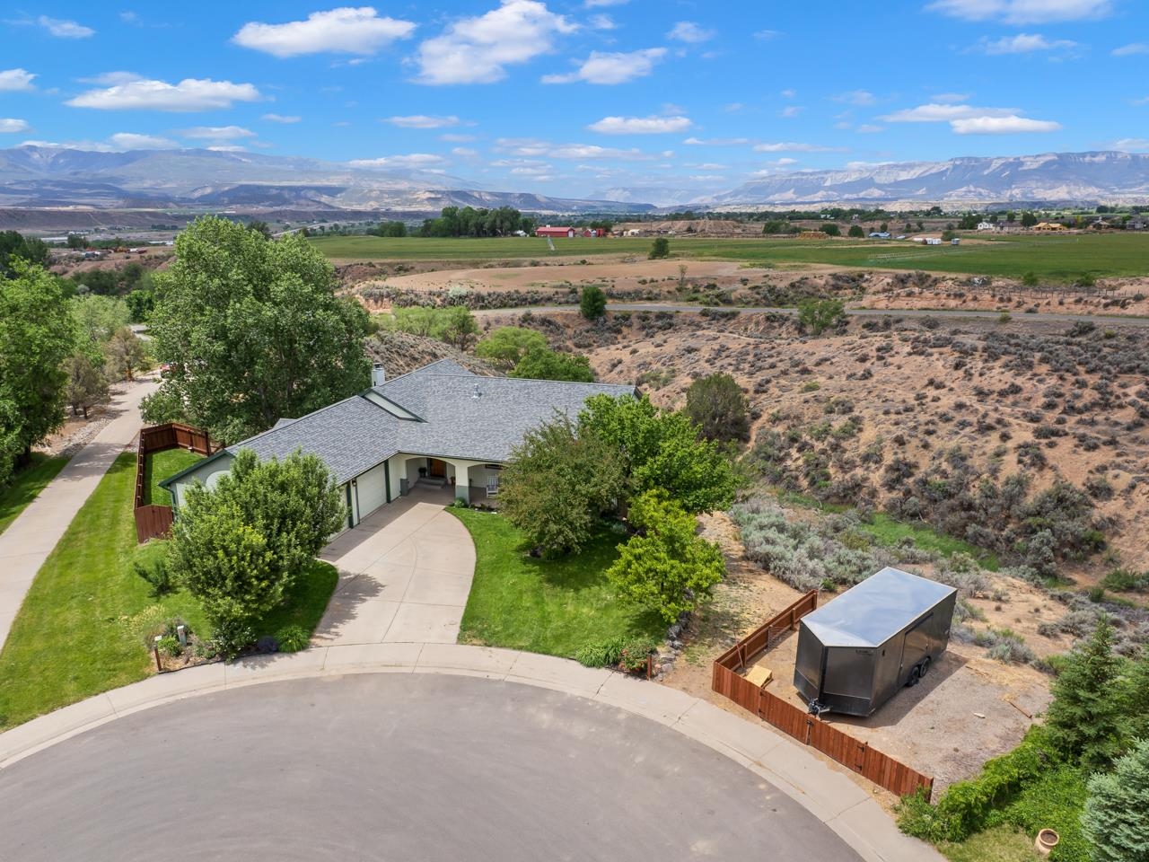 433 Eagles View Court Property Photo 1