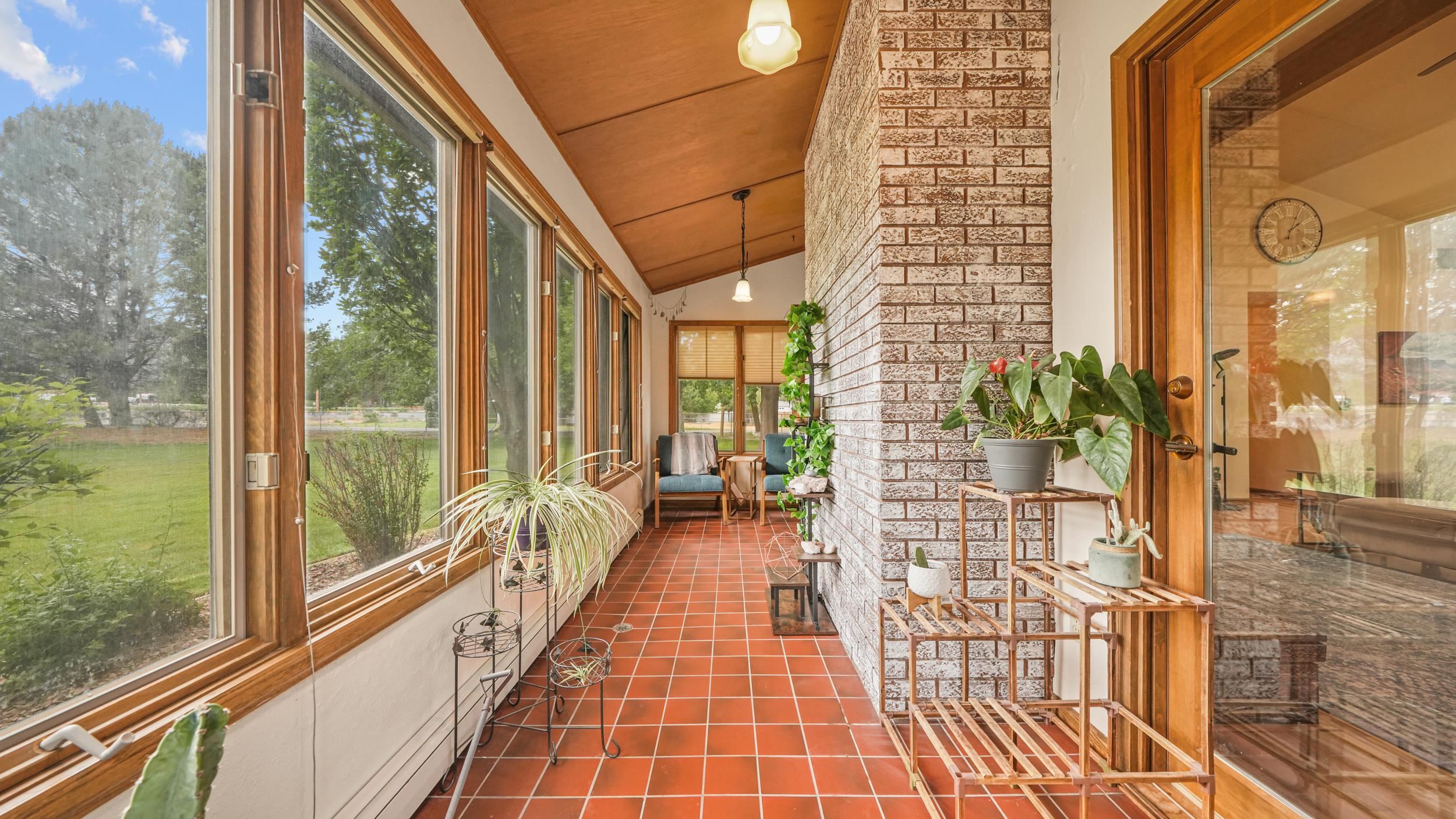 2084 Broadway Property Photo 13