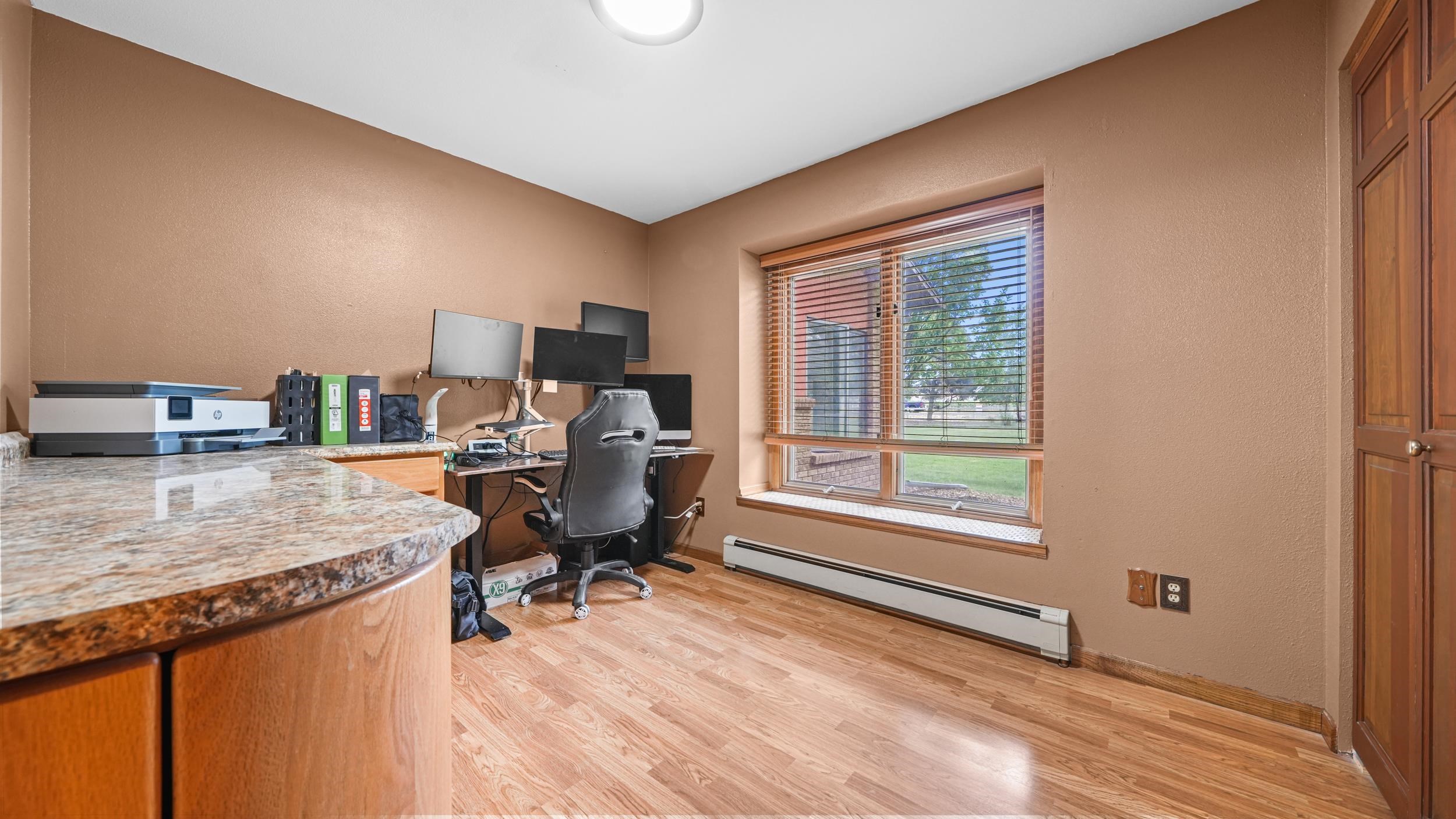 2084 Broadway Property Photo 20