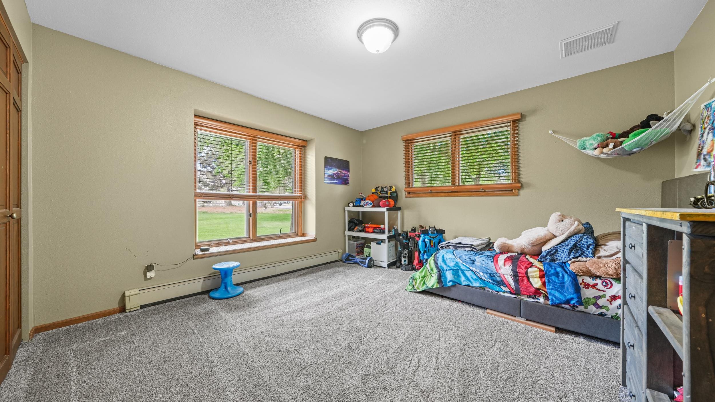 2084 Broadway Property Photo 22