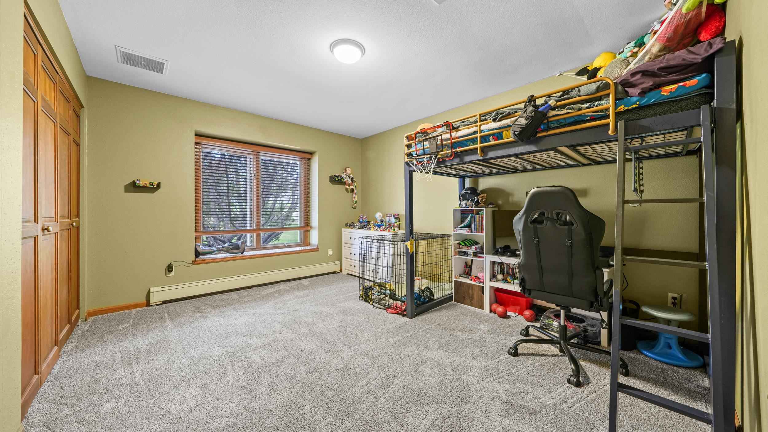 2084 Broadway Property Photo 23
