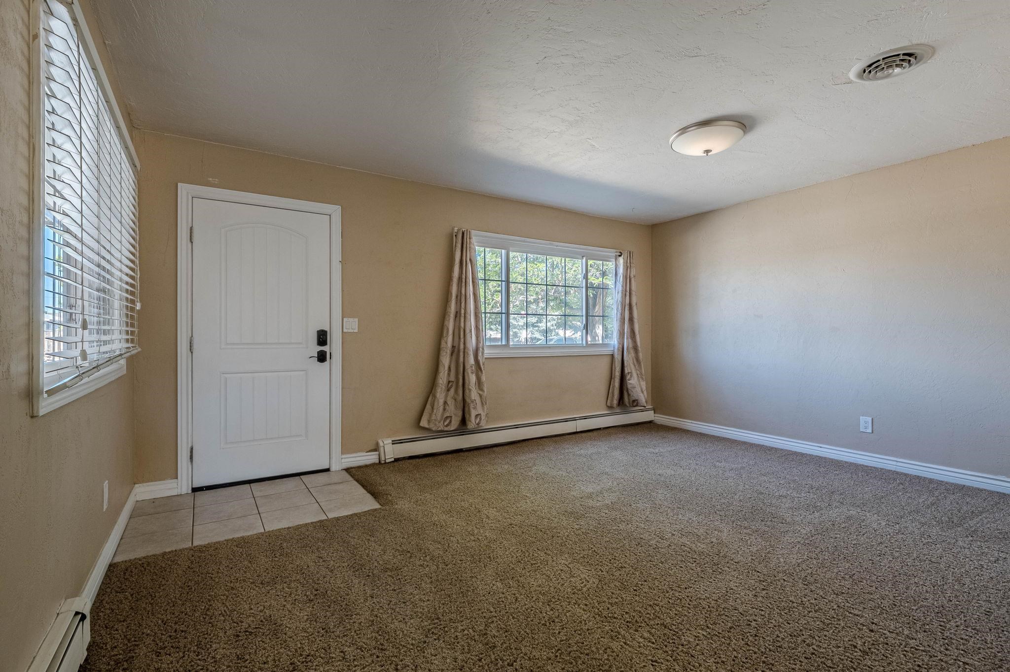 428 1/2 Doris Road Property Photo 3