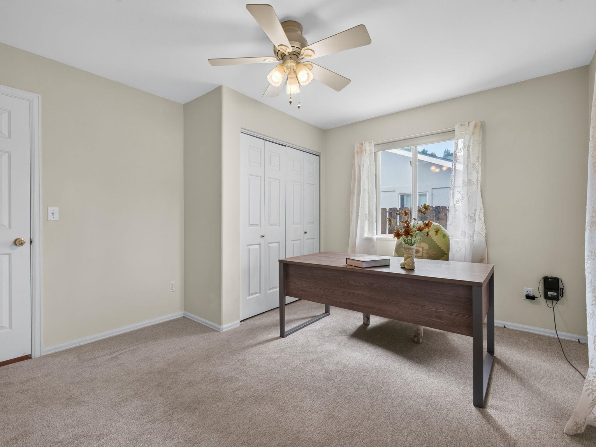 542 N Willow Street Property Photo 22