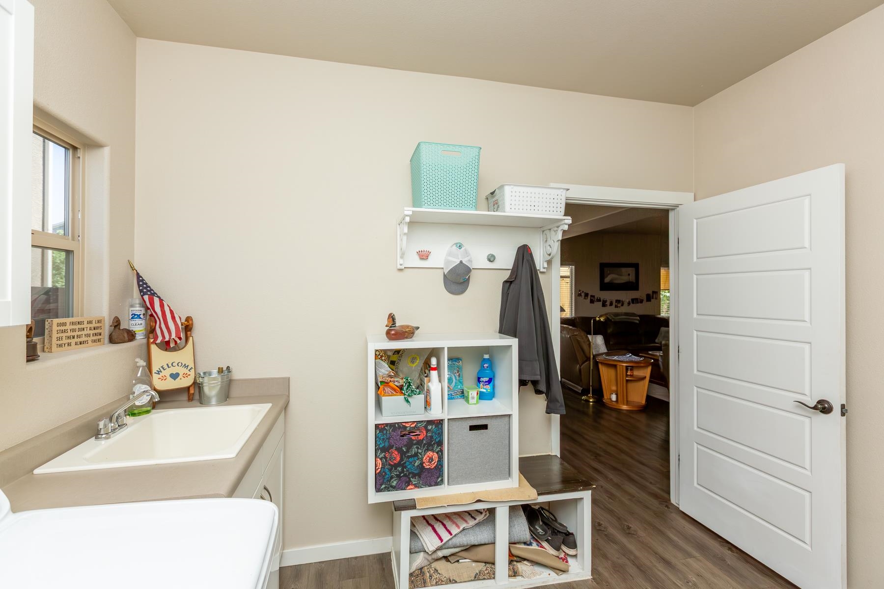2477 Tiptop Avenue Property Photo 14
