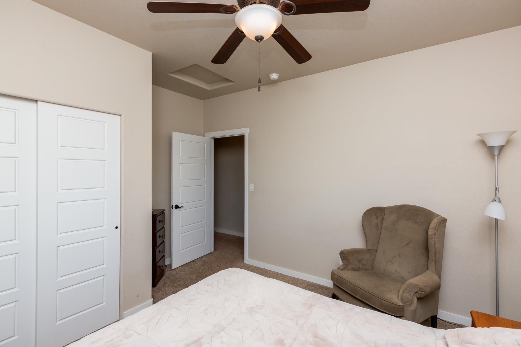 2477 Tiptop Avenue Property Photo 35