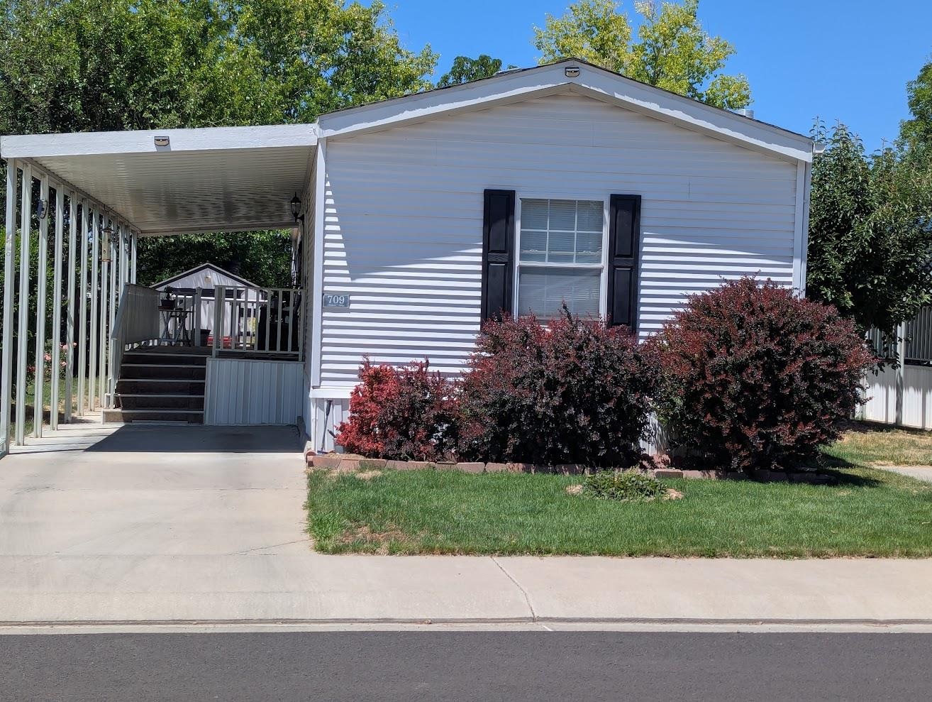 435 32 Road Property Photo 1