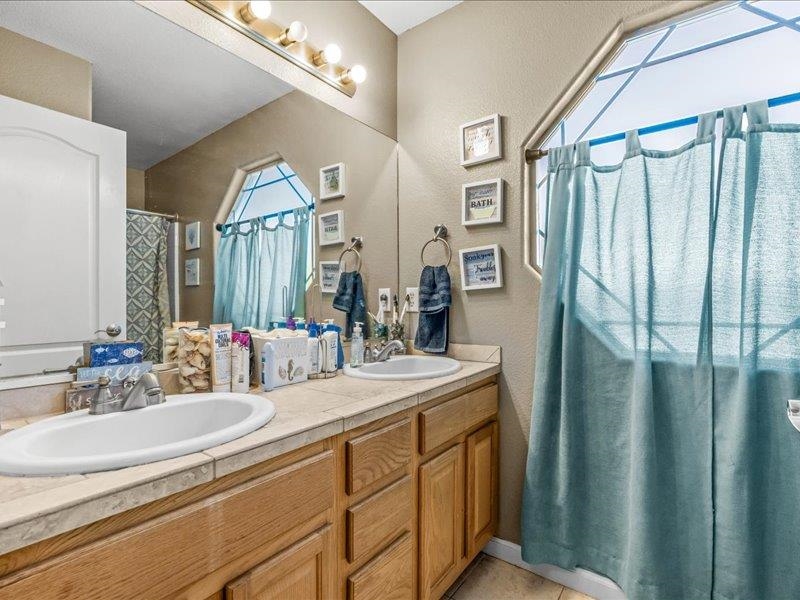 2860 B 3/4 Road Property Photo 24